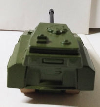 Load image into Gallery viewer, Lesney Matchbox 70 Self Propelled Gun Army Tank England 1976 - TulipStuff
