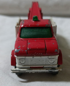 Lesney Matchbox 71 Ford Heavy Wreck Truck Esso England 1968 - TulipStuff