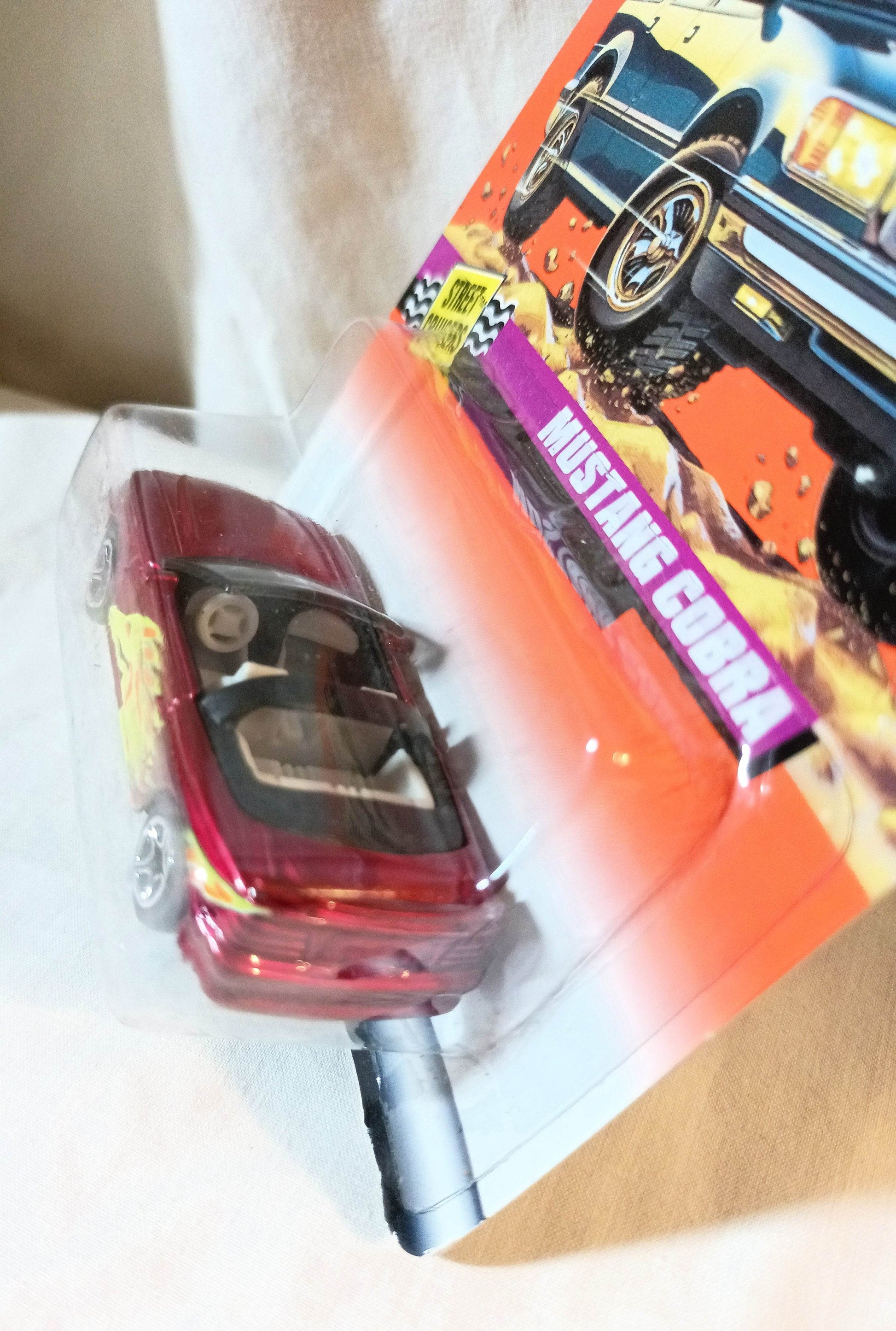 Matchbox #73 Ford Mustang Cobra Convertible Street Cruisers 1998 - TulipStuff