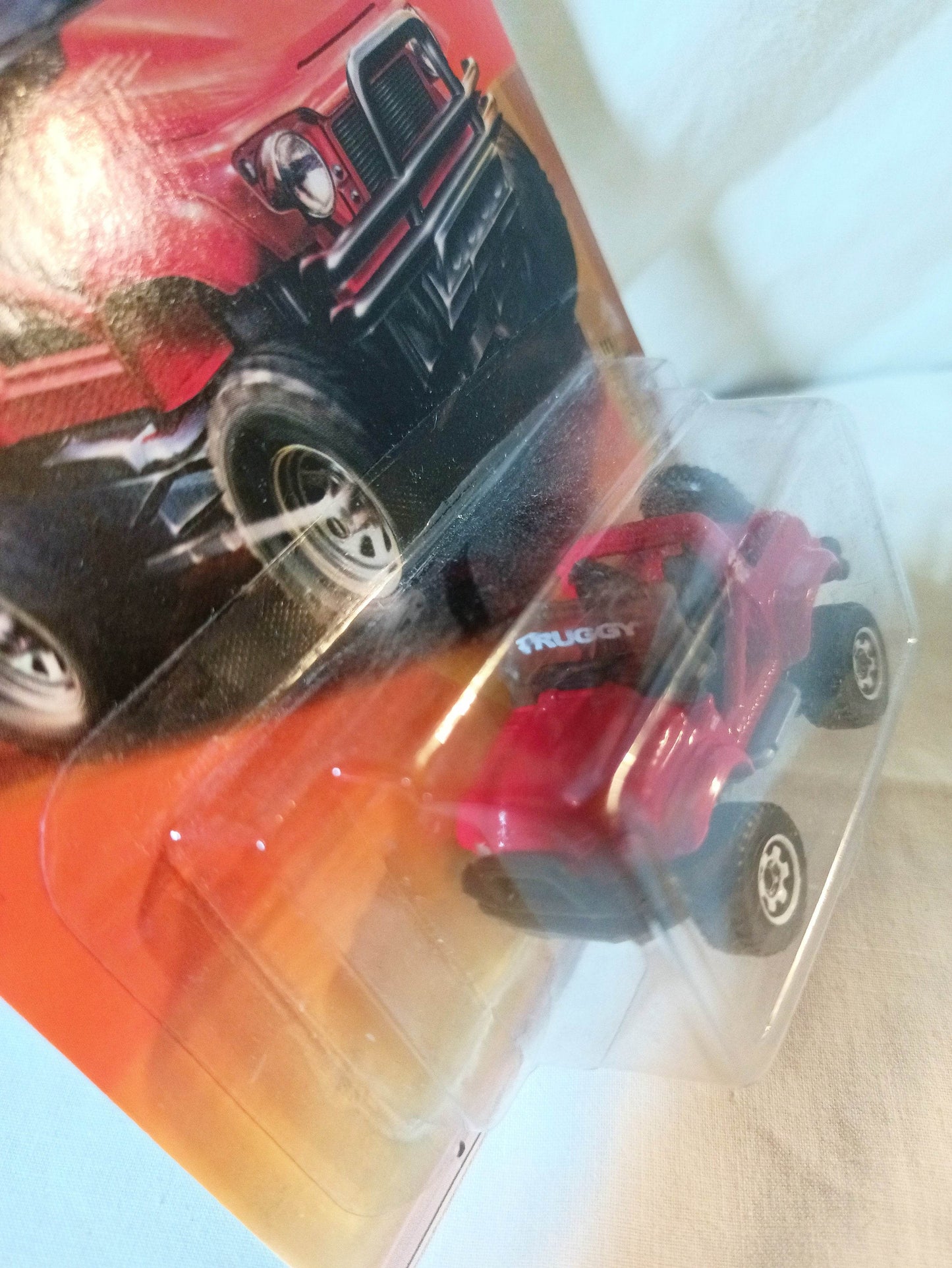 Matchbox #86 Cliff Hanger 4X4 Truggy Desert Endurance 2011 - TulipStuff