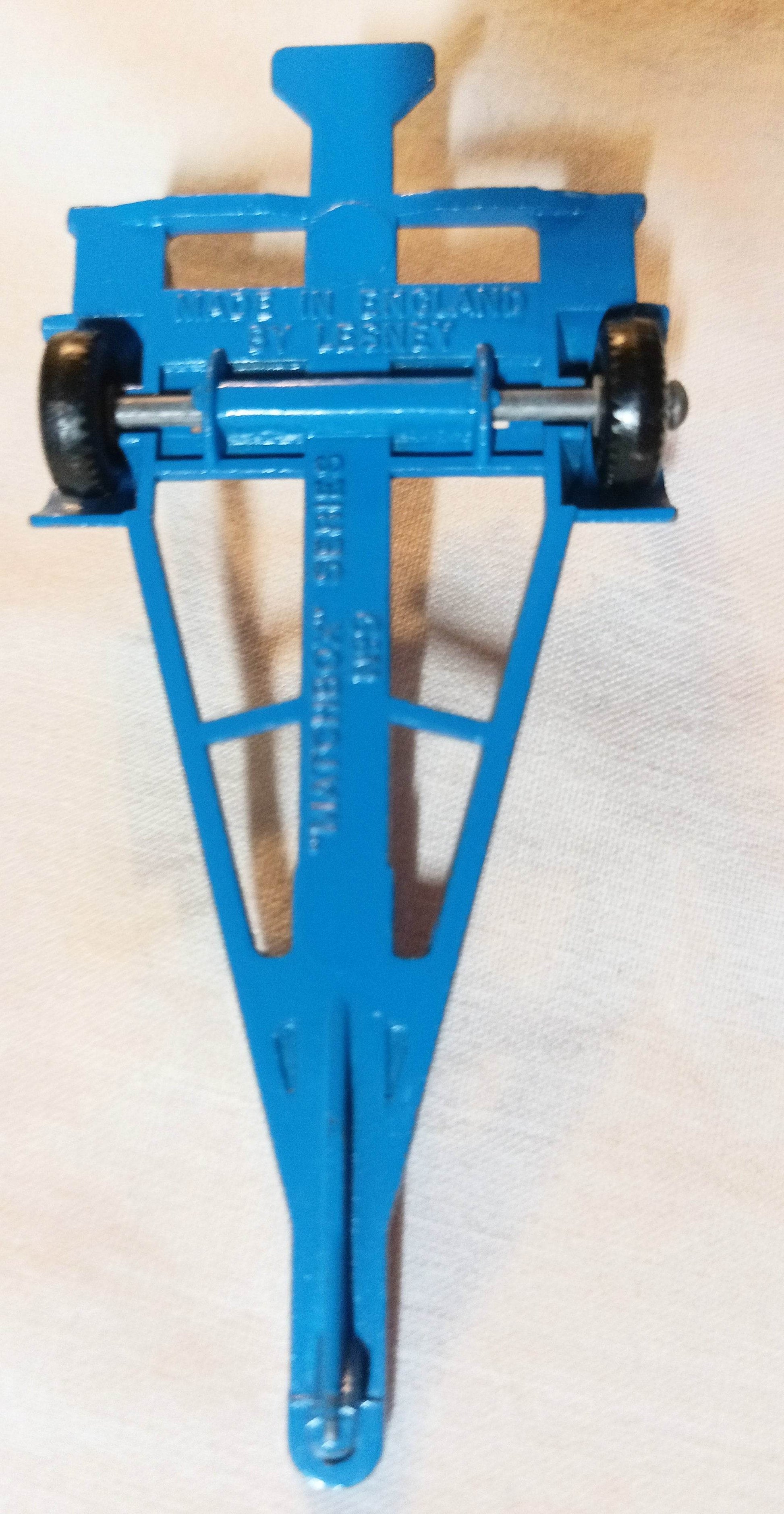 Lesney Matchbox no. 9 Boat and Trailer Cabin Cruiser 1966 Made in England - TulipStuff