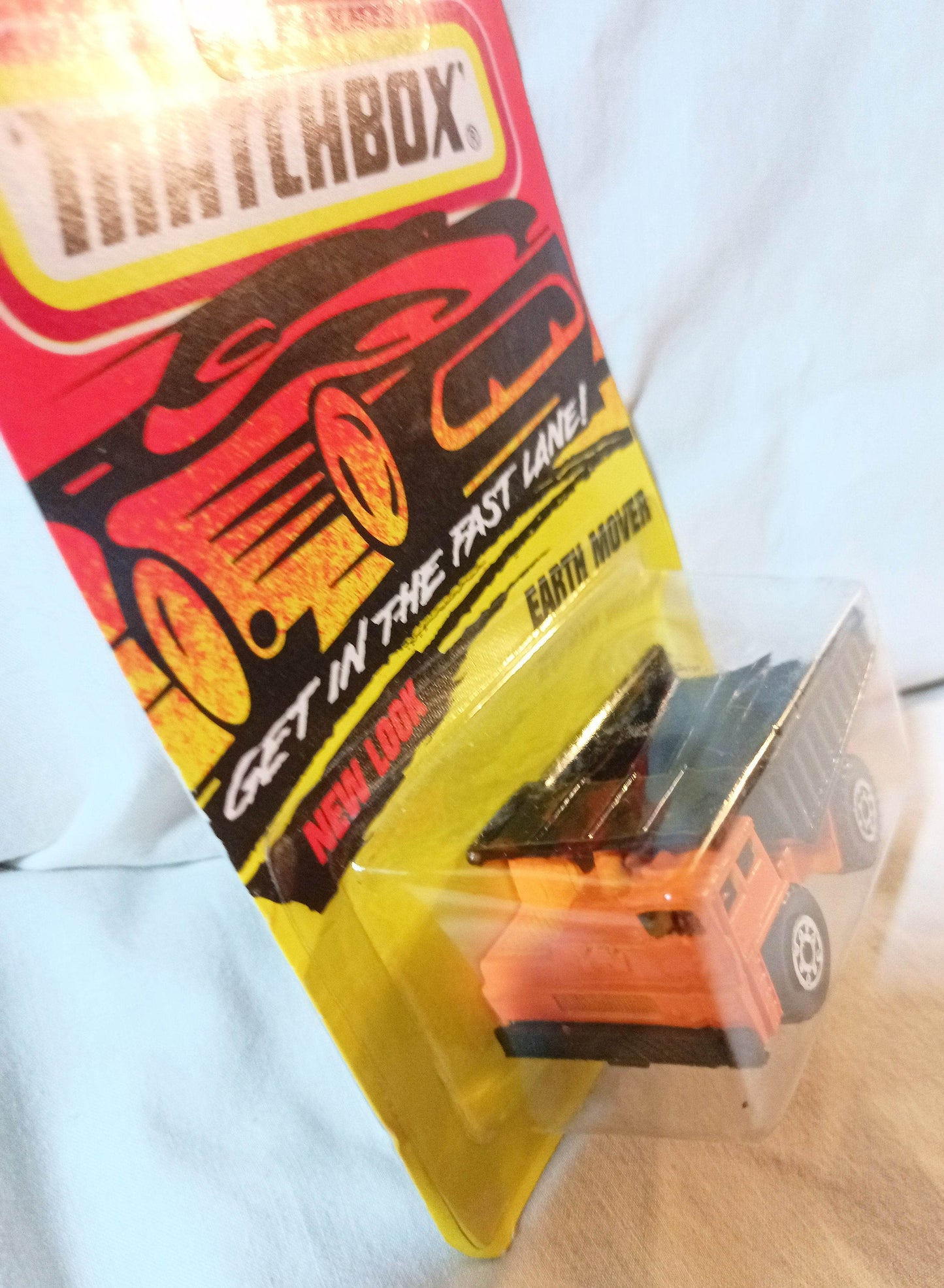 Matchbox #9 Earth Mover Faun Dump Truck Superfast 1996 - TulipStuff