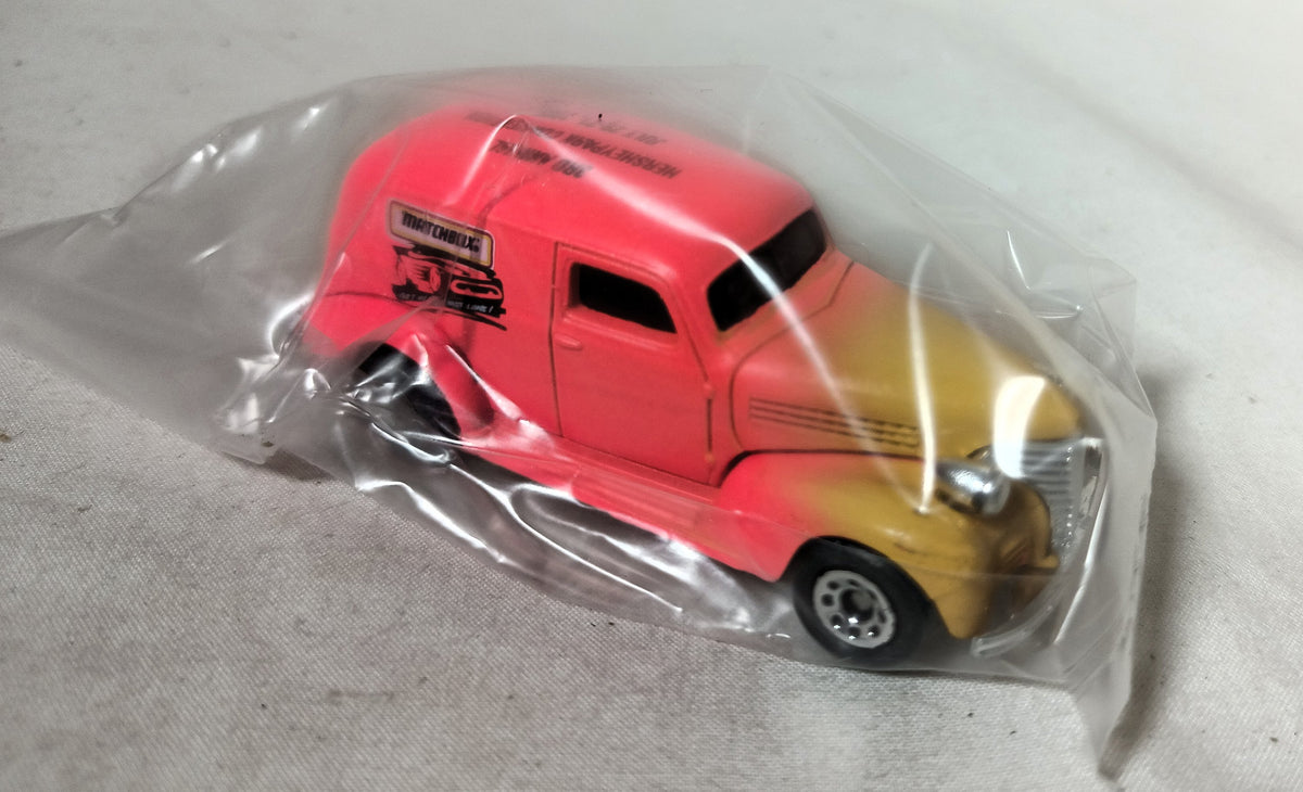Matchbox Hershey Park Convention 1996 '39 Chevy Sedan Delivery ltd ed - TulipStuff