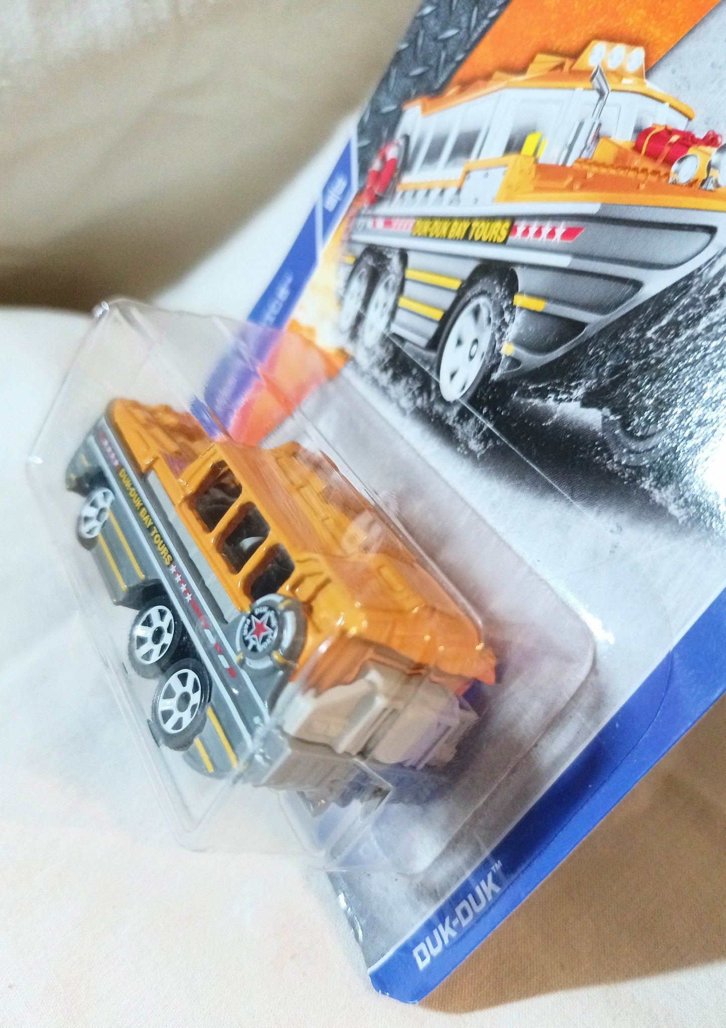 Matchbox #100 Duk Duk Bay Tours Amphibious Bus MBX Service 2018 - TulipStuff