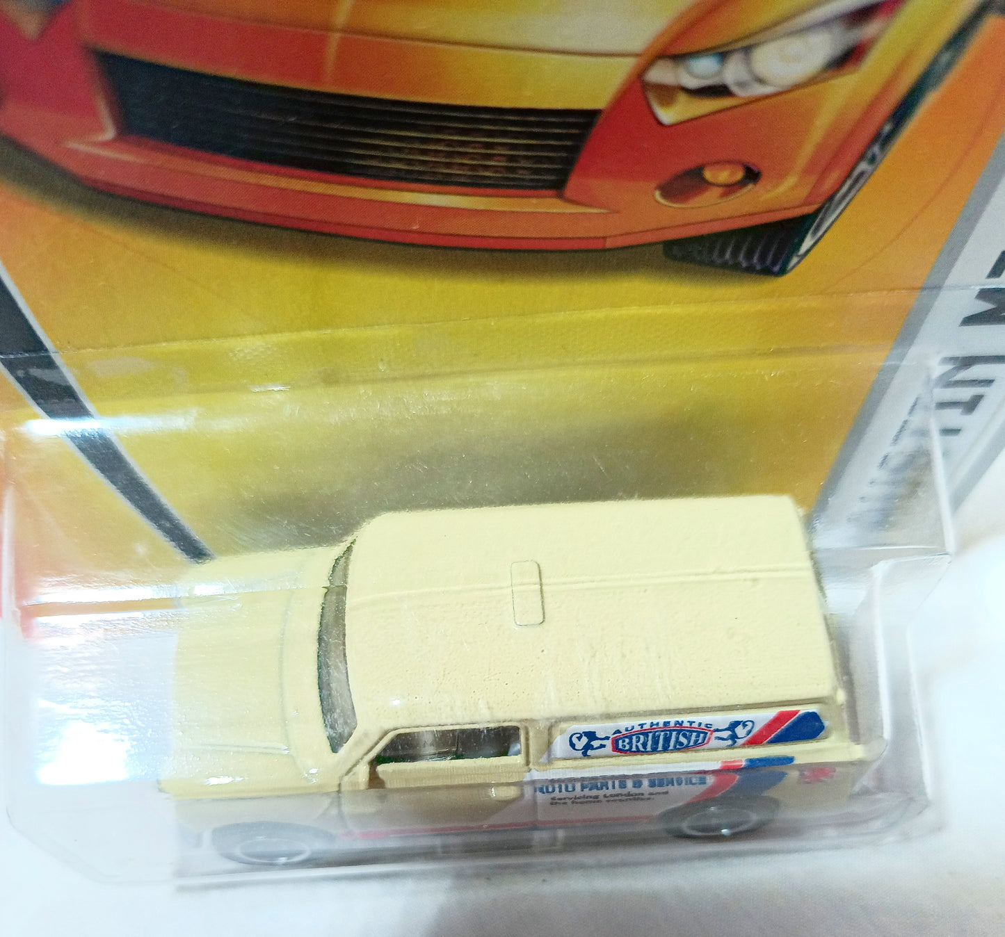 Matchbox #31 Austin Mini Van British Auto Parts MBX Metal 2007 - TulipStuff
