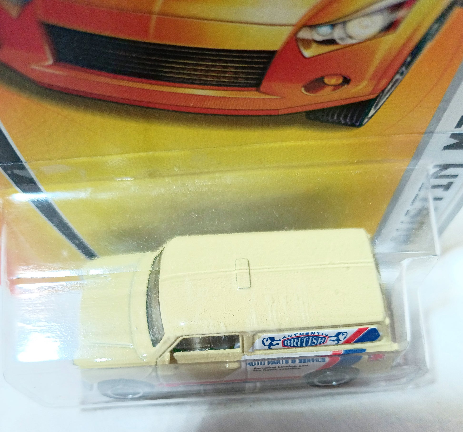 Matchbox #31 Austin Mini Van British Auto Parts MBX Metal 2007 - TulipStuff