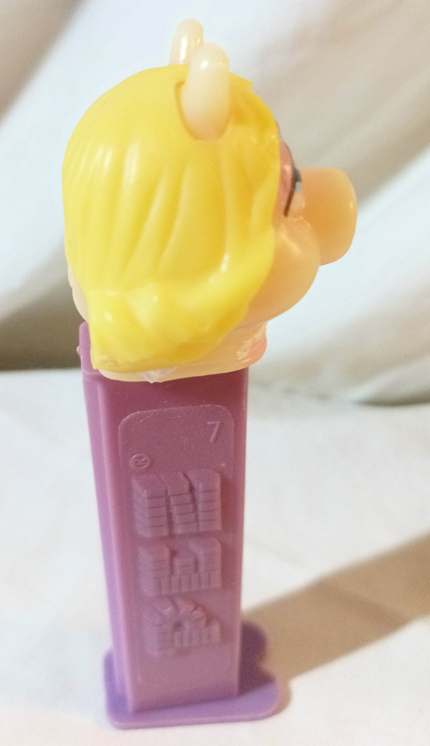 Pez Miss Piggy Muppets Candy Dispenser Czech Republic 1991 - TulipStuff