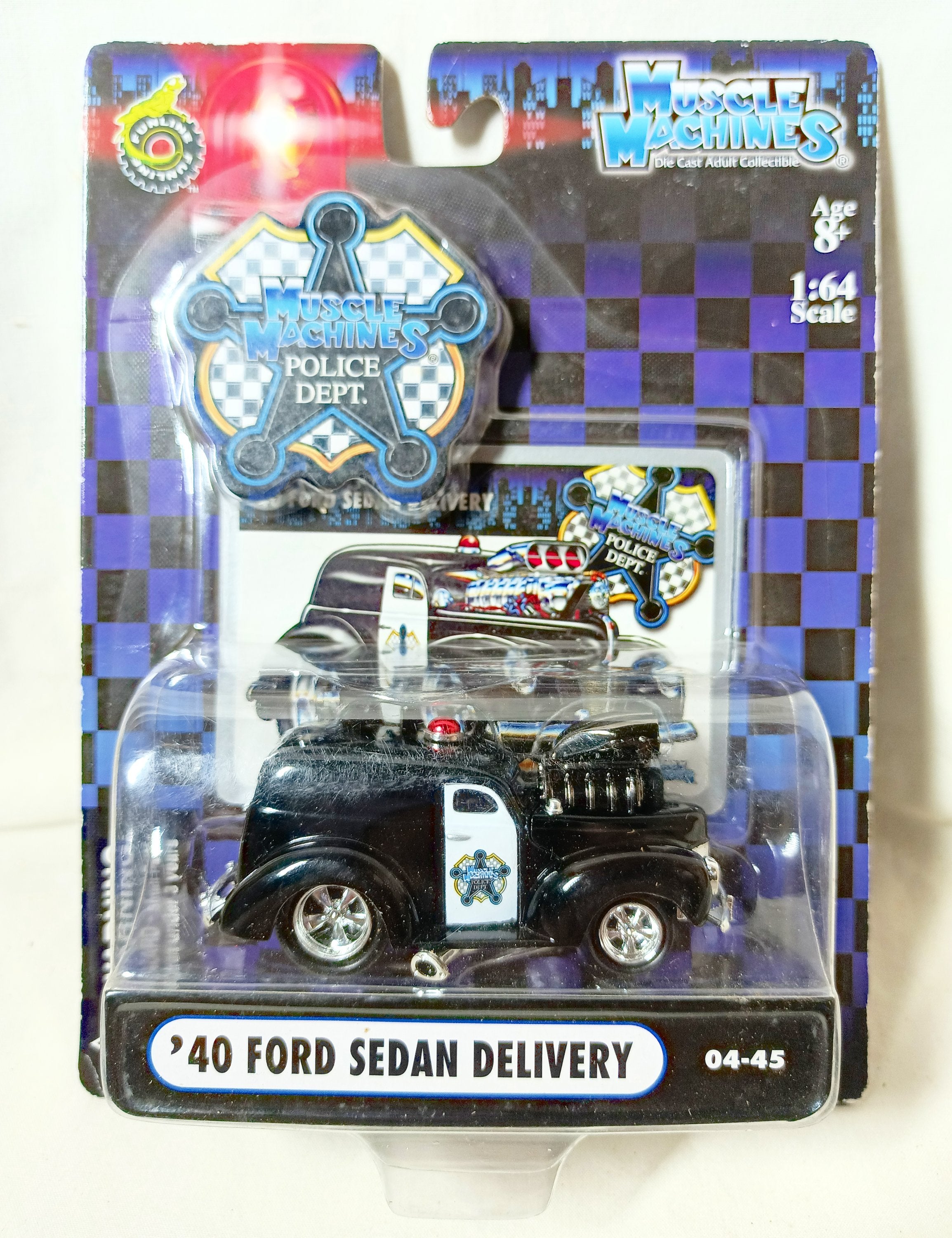 Muscle Machines Police Dept '40 Ford Sedan Delivery Police Car