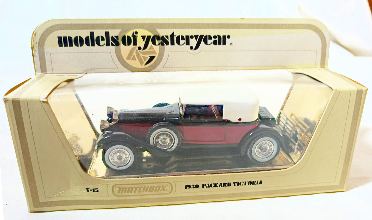 Lesney Matchbox Y15 Models of Yesteryear 1930 Packard Victoria Black Red  TulipStuff