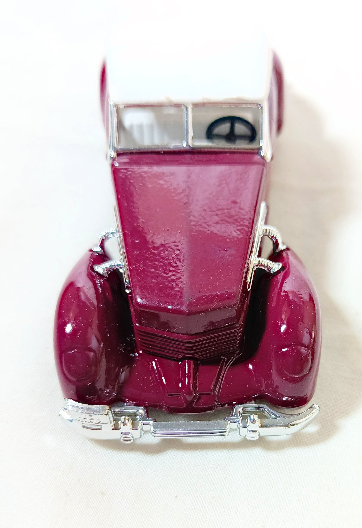 Lesney Matchbox Y18 Models of Yesteryear 1937 Cord 812 England Plum - TulipStuff