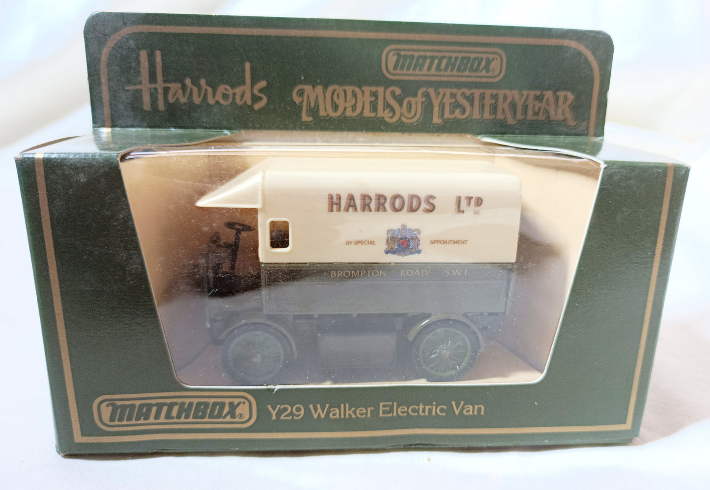 Matchbox Y29 Models of Yesteryear Harrods Walker Electric Van England - TulipStuff