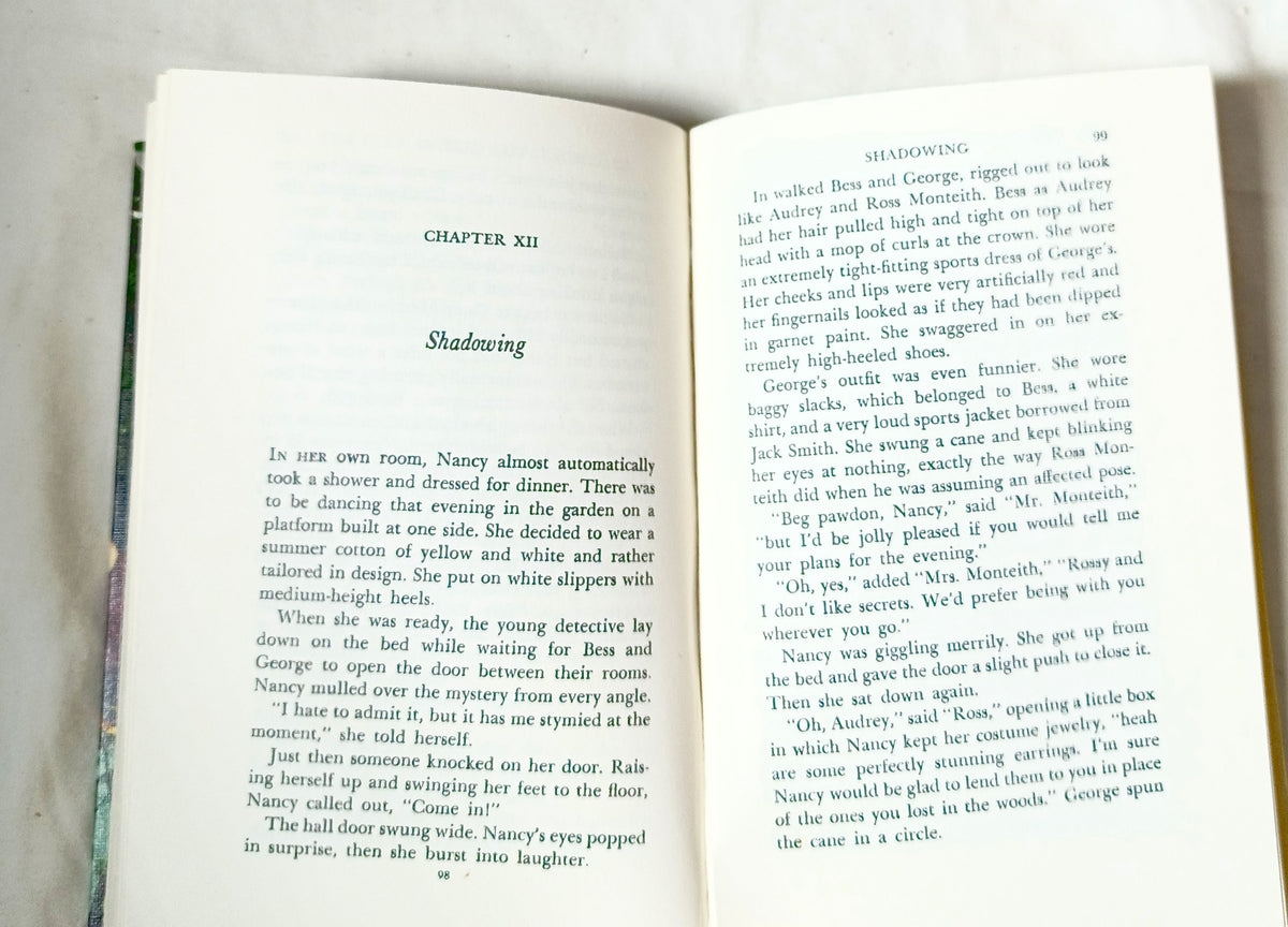 Nancy Drew Mystery Stories #37 The Clue In The Old Stagecoach 1973 - TulipStuff
