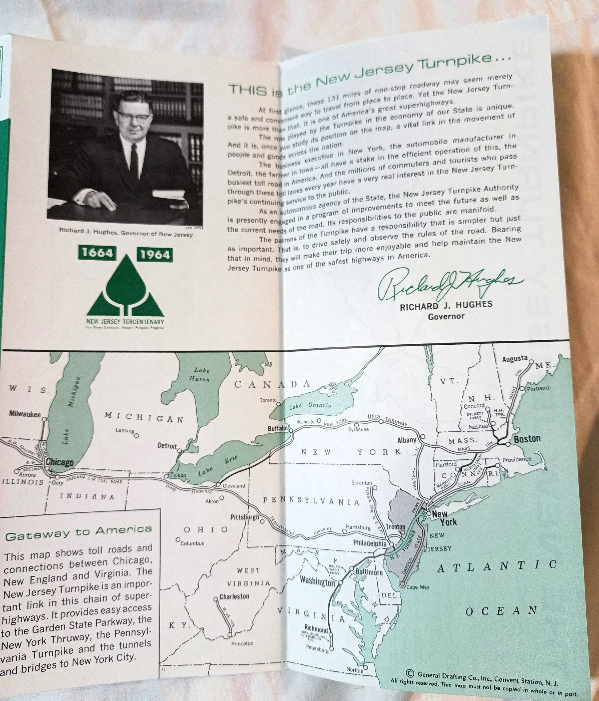 New Jersey Turnpike Gateway To America Map Brochure 1964 - TulipStuff