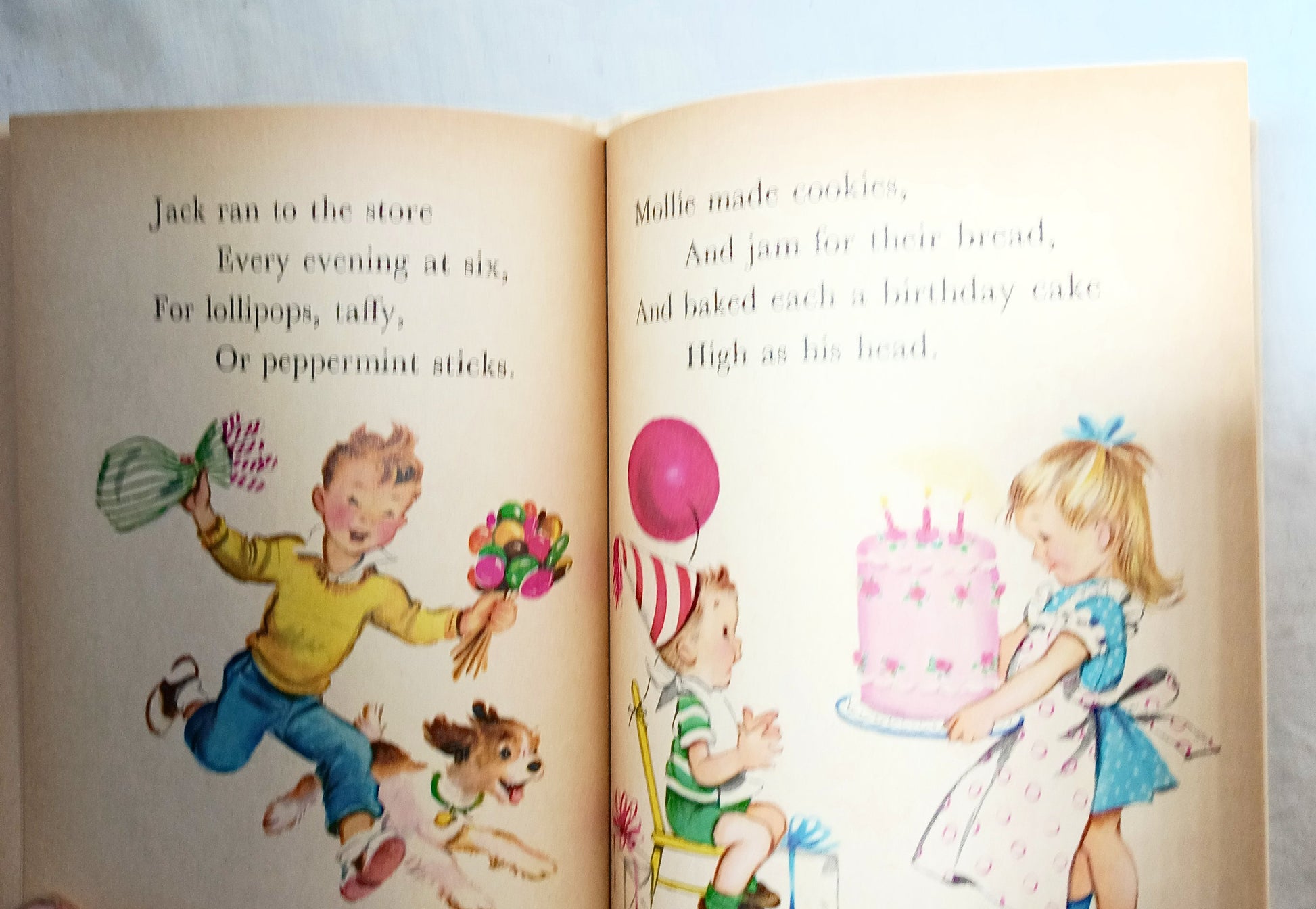 The Children That Lived In A Shoe Tip-Top Elf Book Rand McNally 1951 - TulipStuff