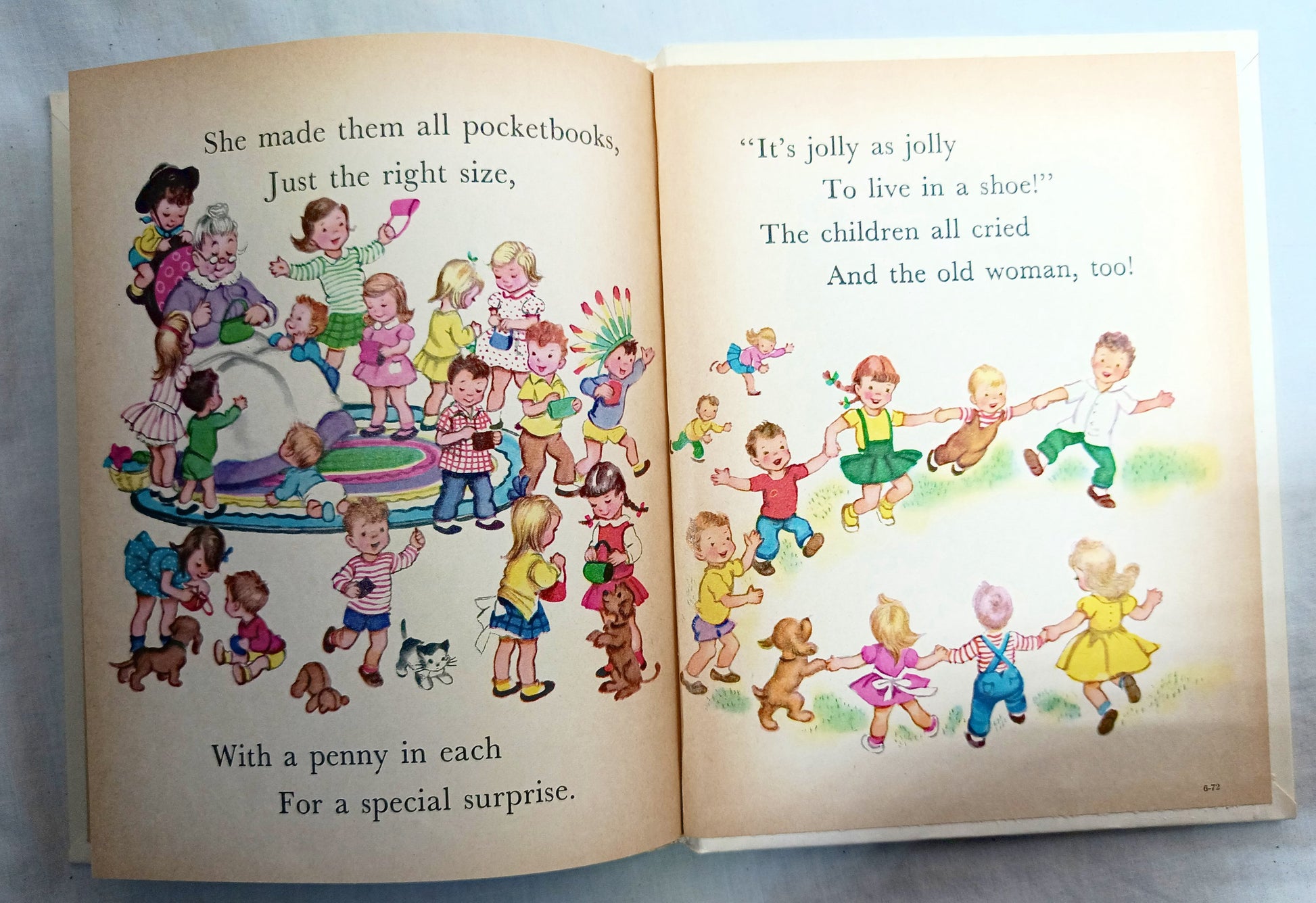 The Children That Lived In A Shoe Tip-Top Elf Book Rand McNally 1951 - TulipStuff