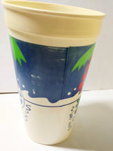 Load image into Gallery viewer, Pepsi Christmas Santa Claus 32 Oz Plastic Cup 1990&#39;s Pizza Hut/KFC - TulipStuff
