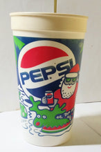 Load image into Gallery viewer, Pepsi Christmas Santa Claus 32 Oz Plastic Cup 1990&#39;s Pizza Hut/KFC - TulipStuff
