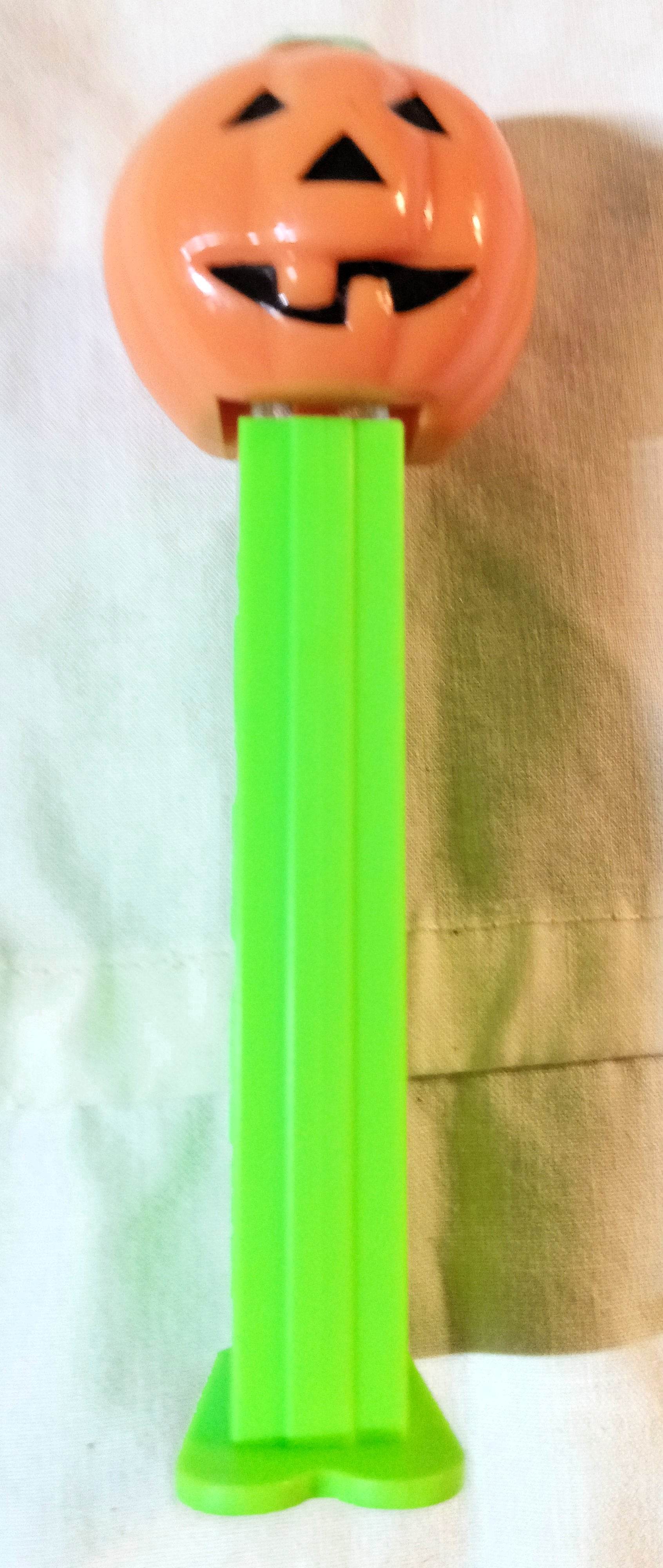 Pez Jack-O-Lantern Pumpkin Candy Dispenser Hungary 1991 - TulipStuff