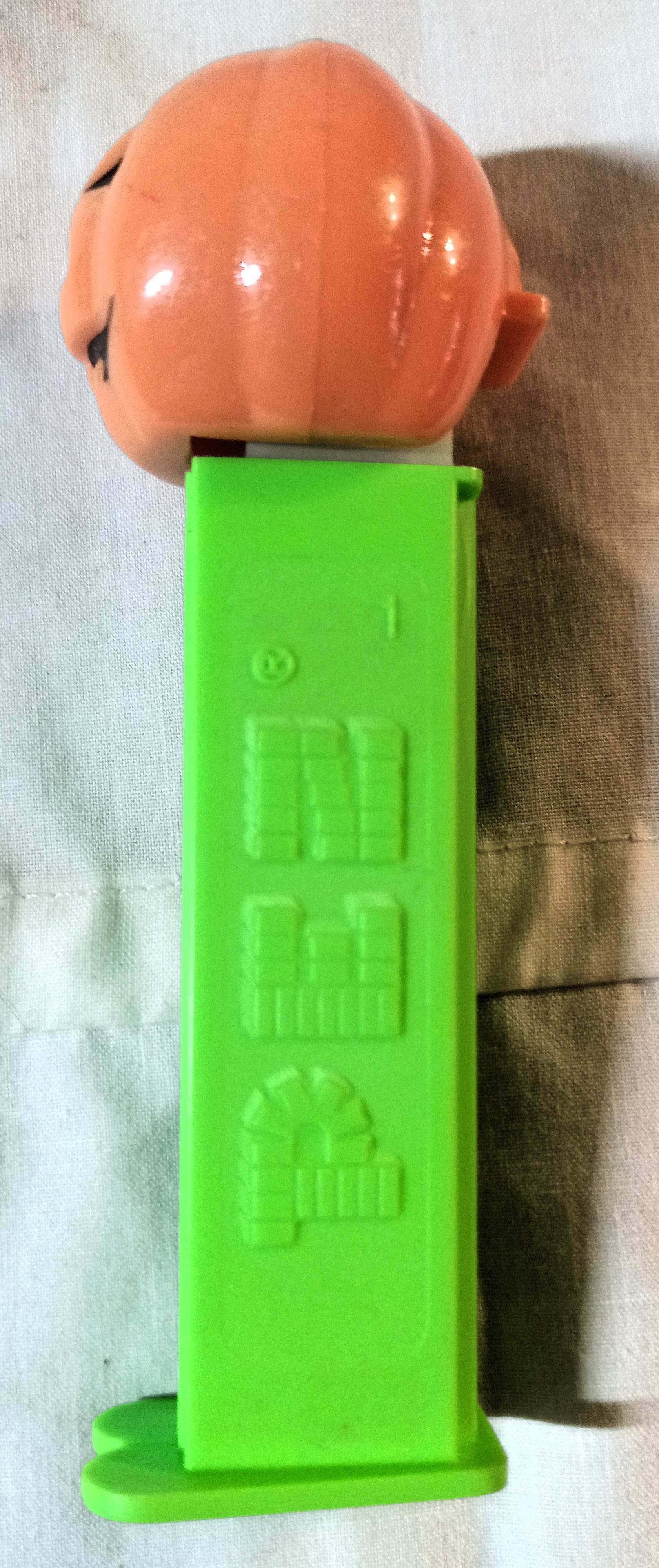 Pez Jack-O-Lantern Pumpkin Candy Dispenser Hungary 1991 - TulipStuff