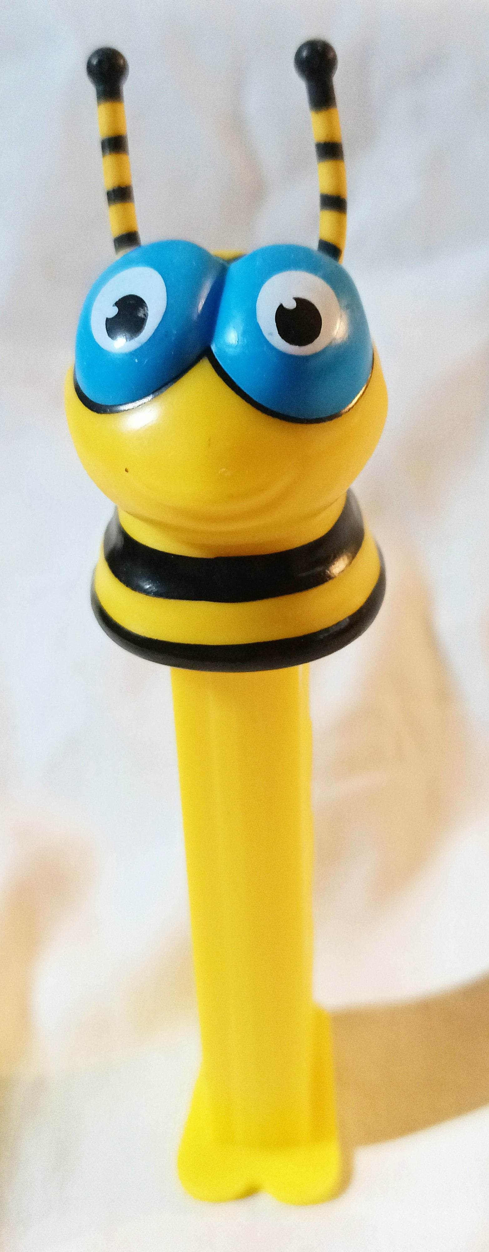 Pez Bugz Baby Bee Candy Dispenser Slovenia 2000 - TulipStuff