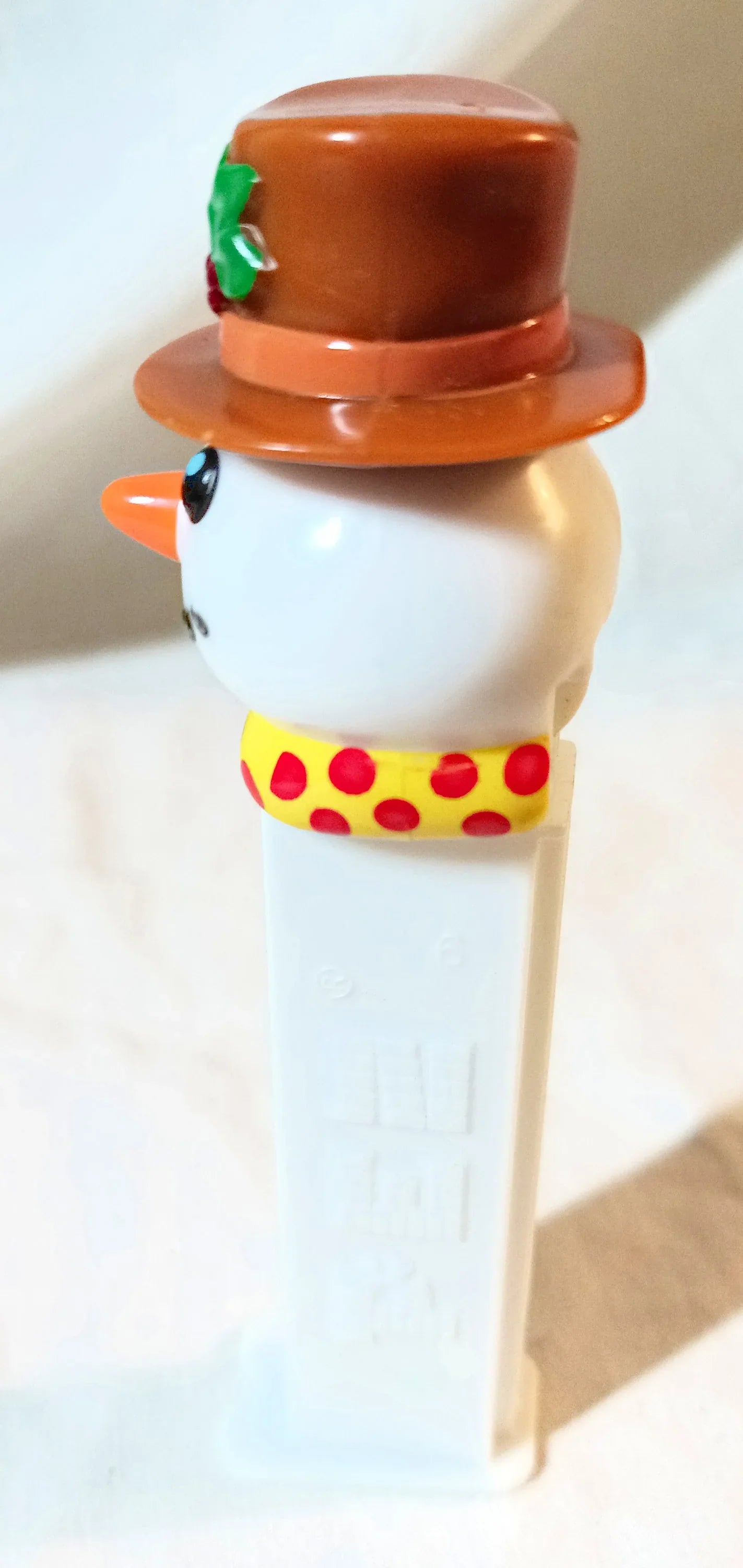 Pez Classic Snowman Holiday Christmas Candy Dispenser 2002 - TulipStuff