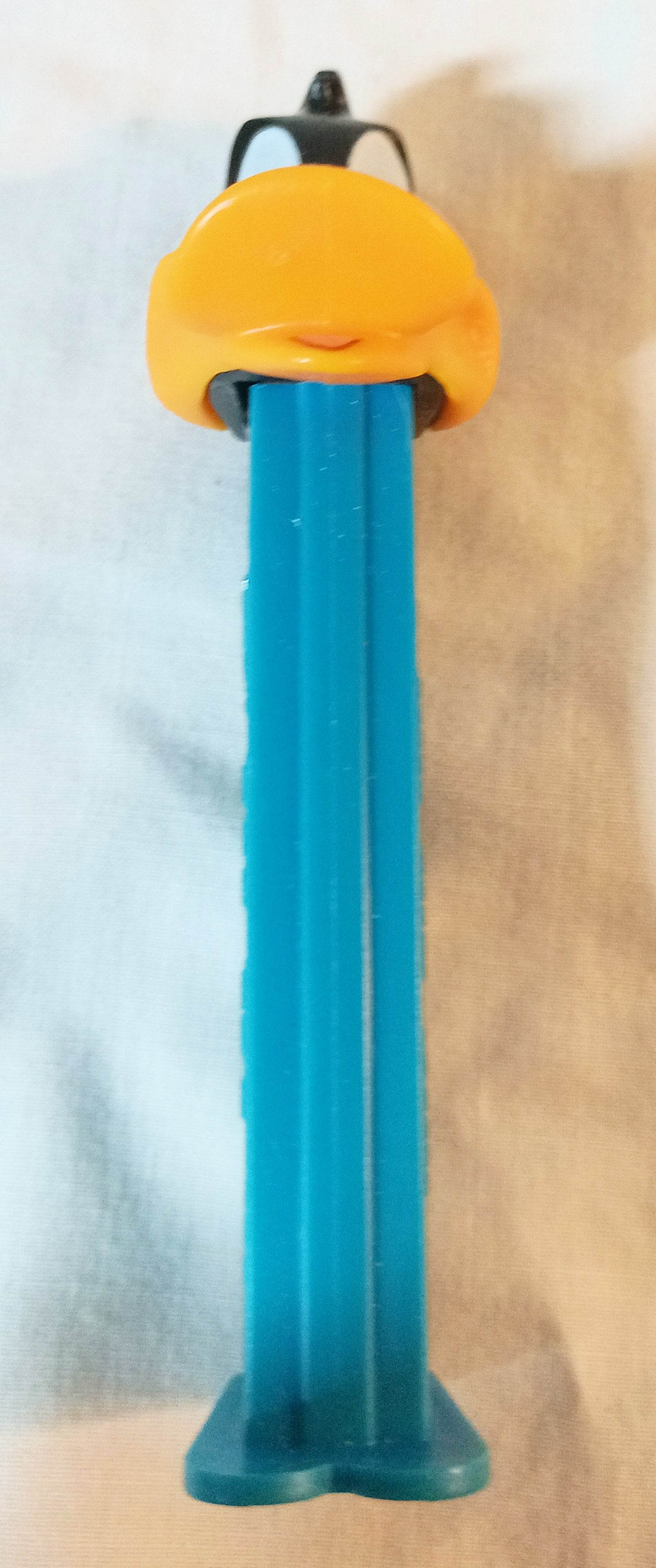 Pez Daffy Duck Looney Tunes Candy Dispenser Hungary 1996 - TulipStuff