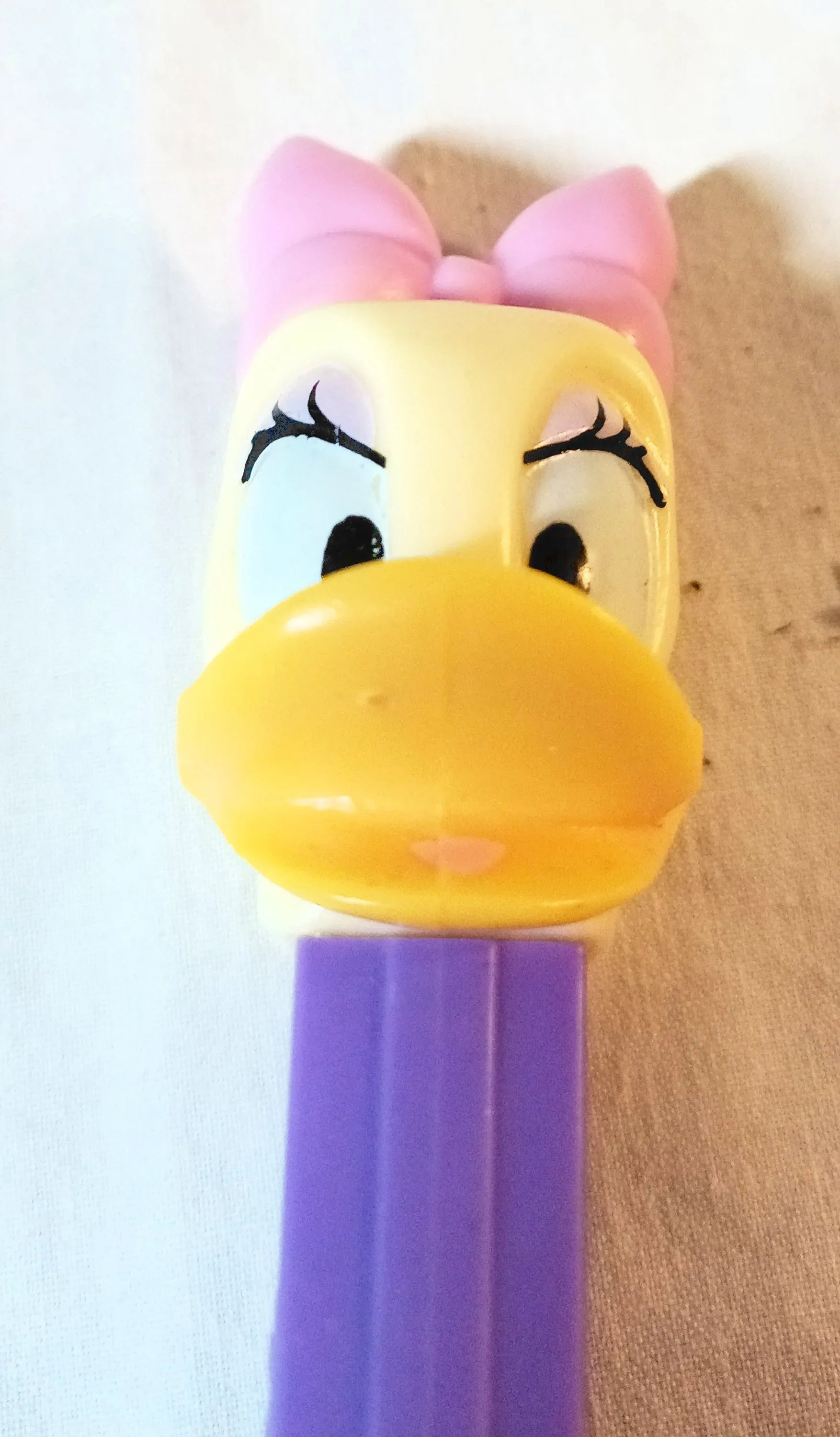 Pez Daisy Duck Candy Dispenser Purple Hungary 1997 - TulipStuff