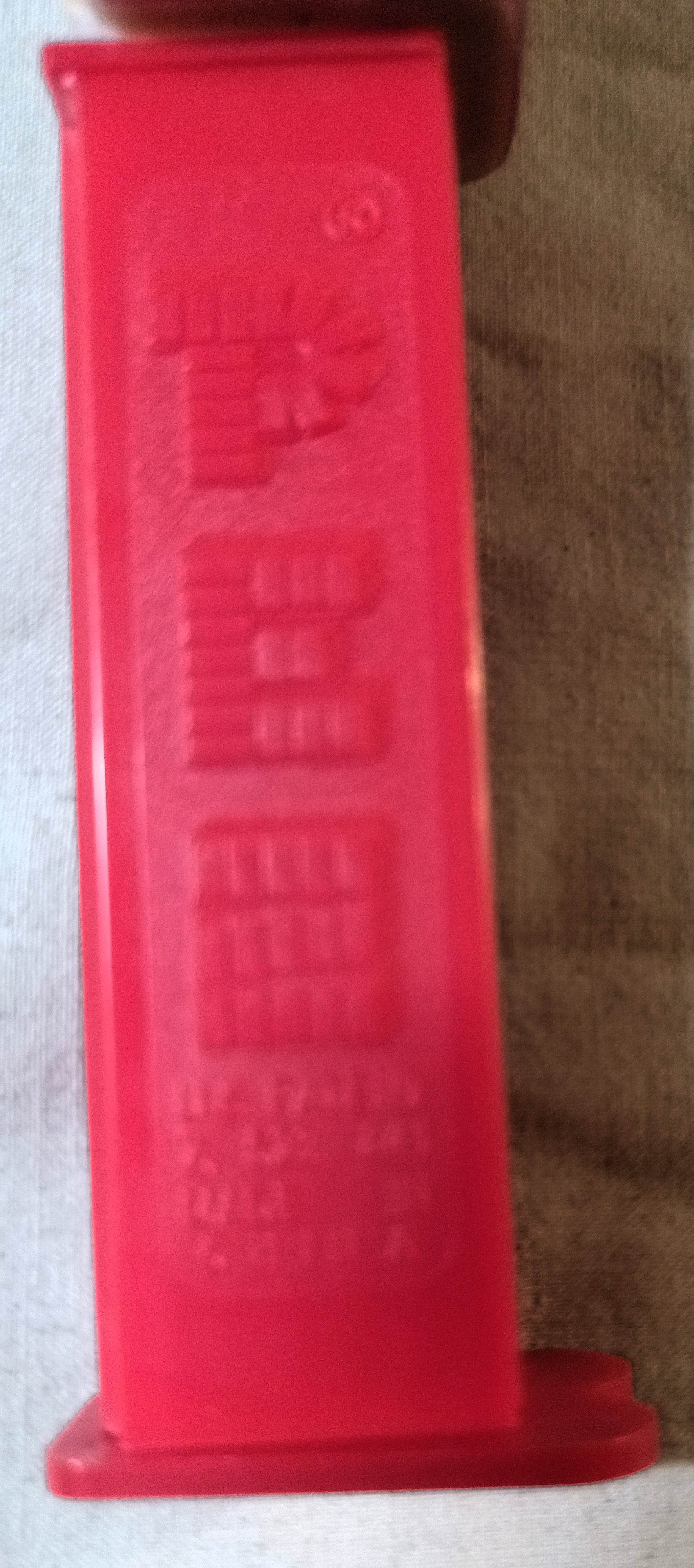 Pez Season's Greetings Holiday Red/Green Elf Candy Dispenser - TulipStuff