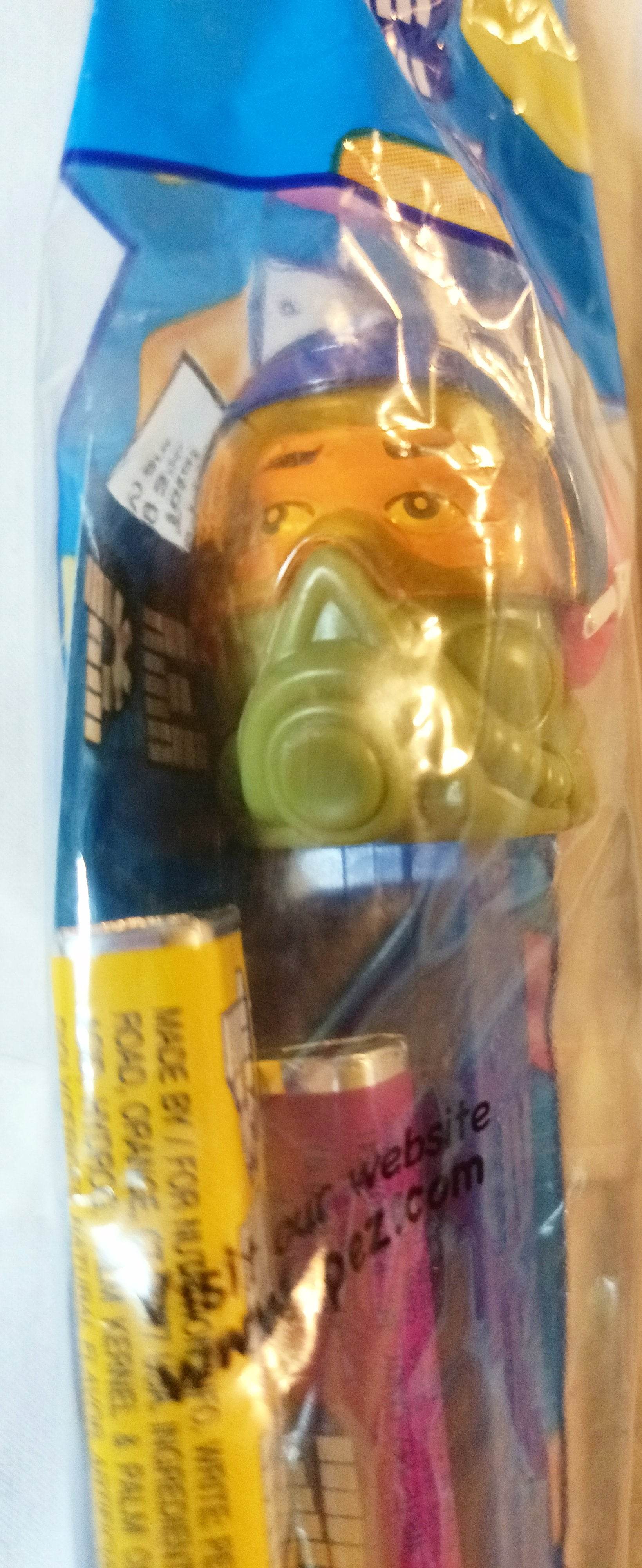 Pez 9-11 Emergency Heroes Pete The Pilot Candy Dispenser 2003 Sealed - TulipStuff