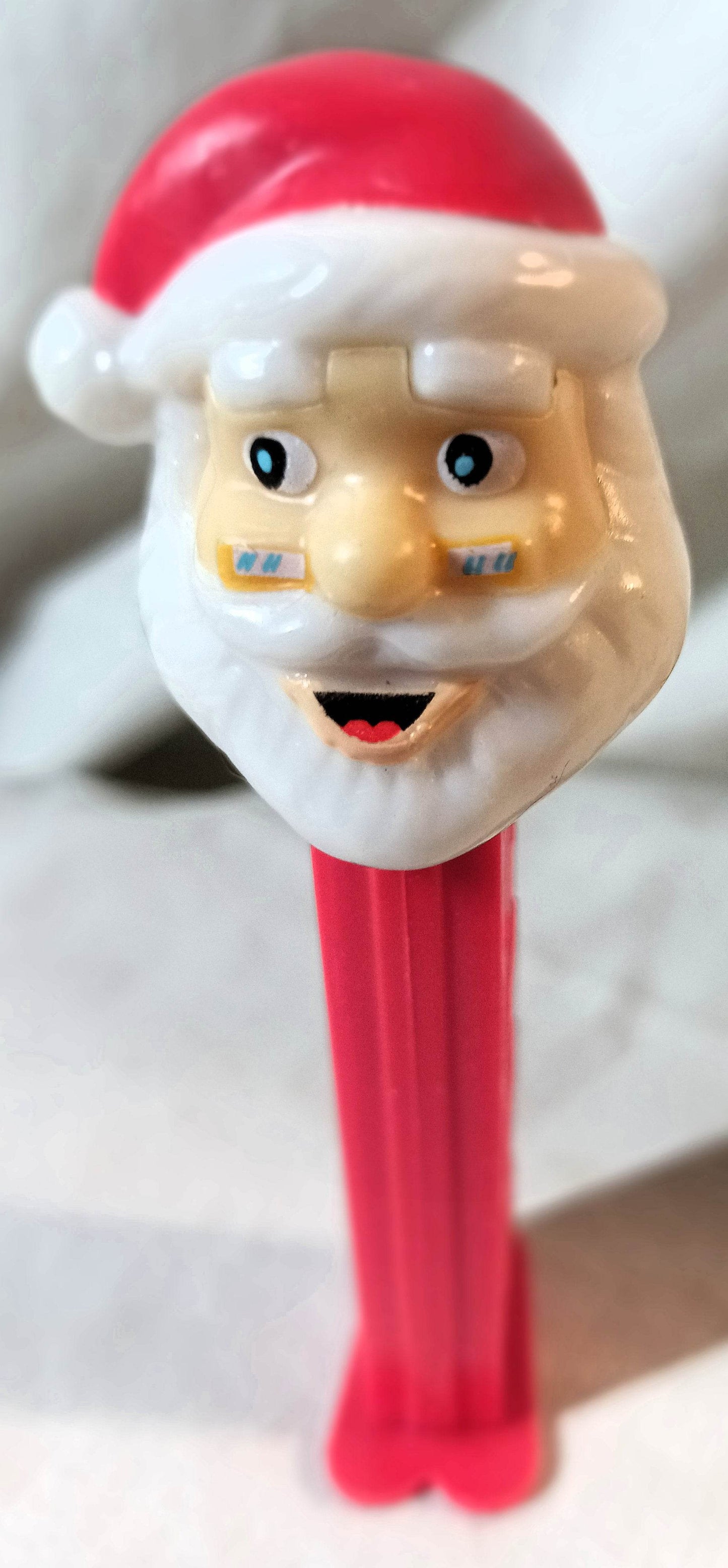 Pez Holiday Santa Claus Christmas Candy Dispenser Hungary 2002 - TulipStuff