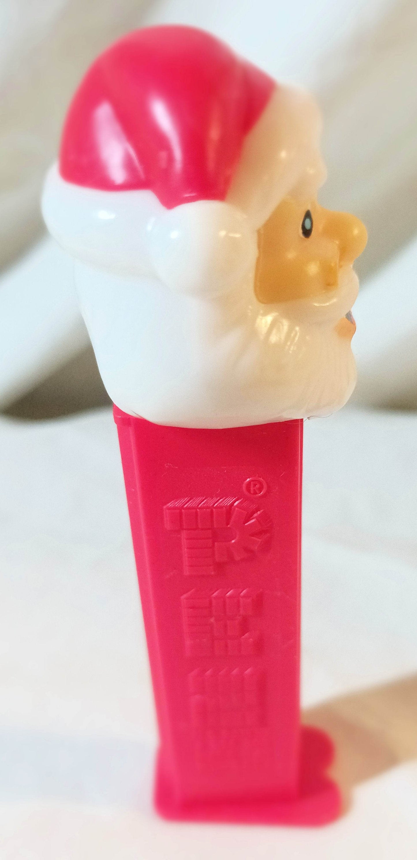 Pez Holiday Santa Claus Christmas Candy Dispenser Hungary 2002 - TulipStuff