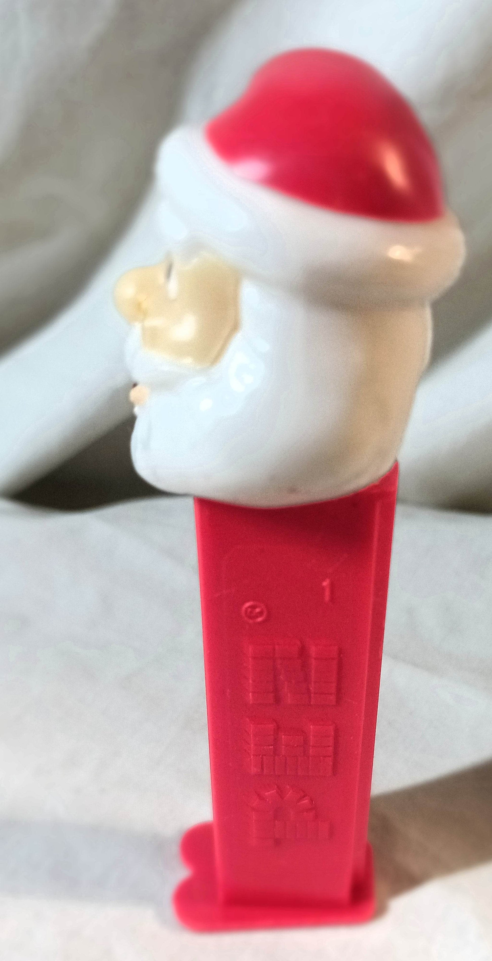 Pez Holiday Santa Claus Christmas Candy Dispenser Hungary 2002 - TulipStuff