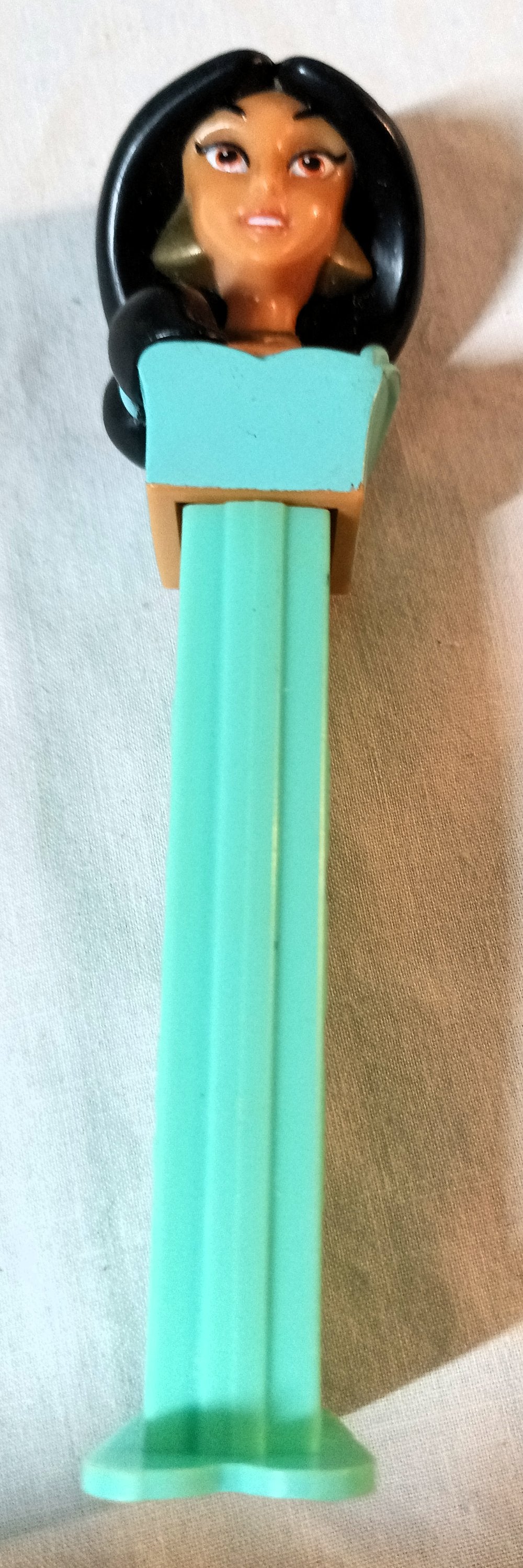 Pez Disney Princess Jasmine from Aladdin Candy Dispenser 2005 - TulipStuff