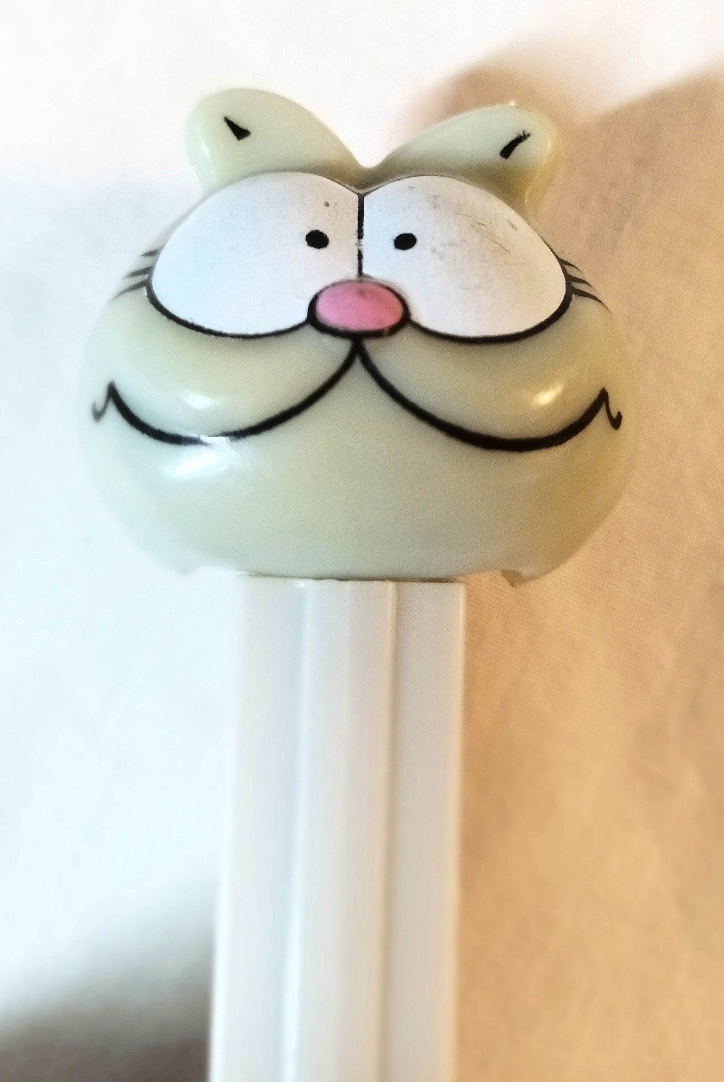Pez Nermal Grey Tabby Cat (from Garfield) Candy Dispenser Slovenia 1991 - TulipStuff
