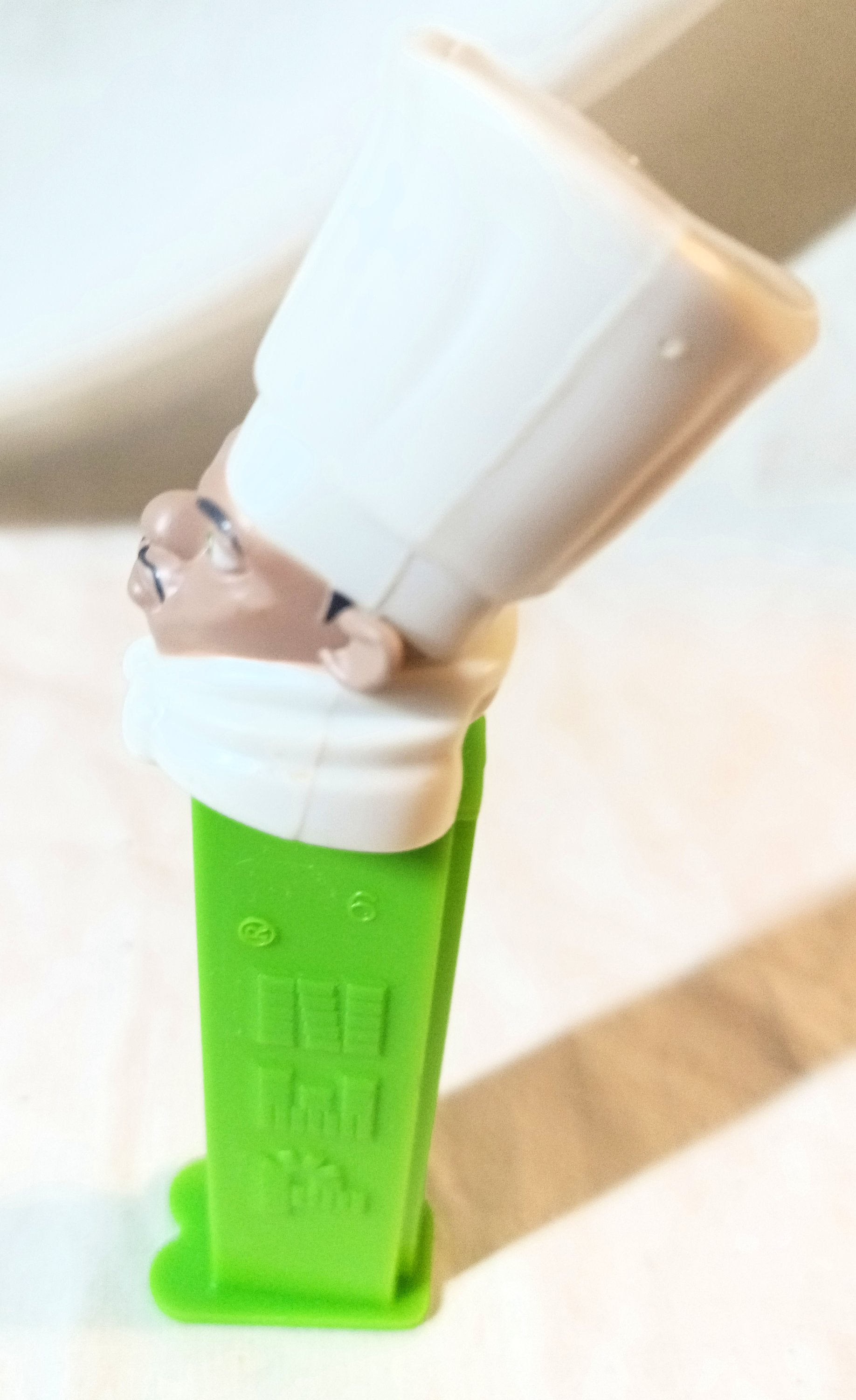 Pez Ratatouille Chef Skinner Disney Pixar Candy Dispenser 2007 - TulipStuff