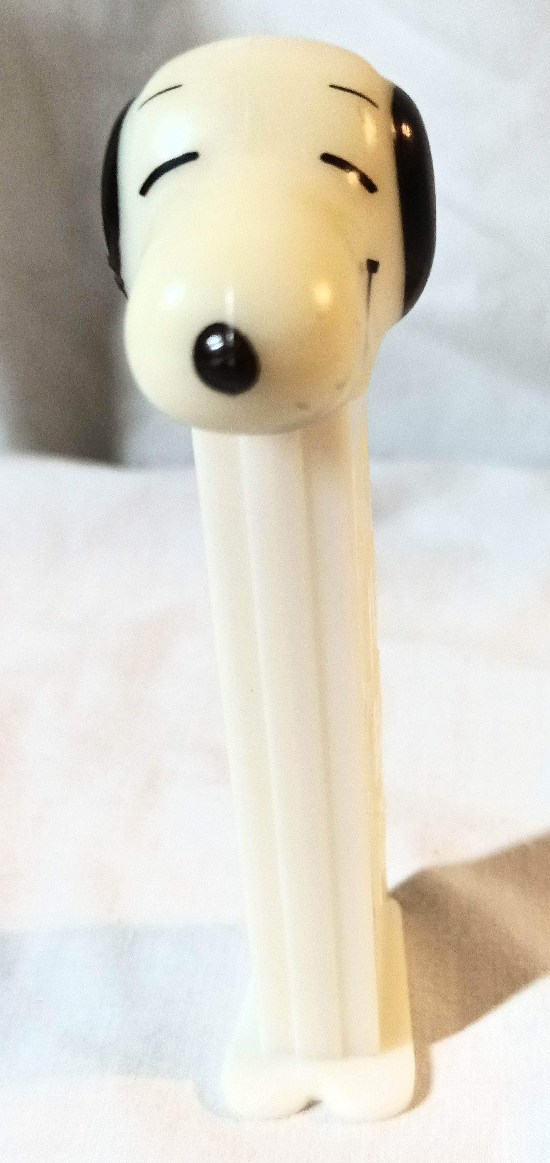 Pez Peanuts Snoopy Candy Dispenser Slovenia 1991 - TulipStuff