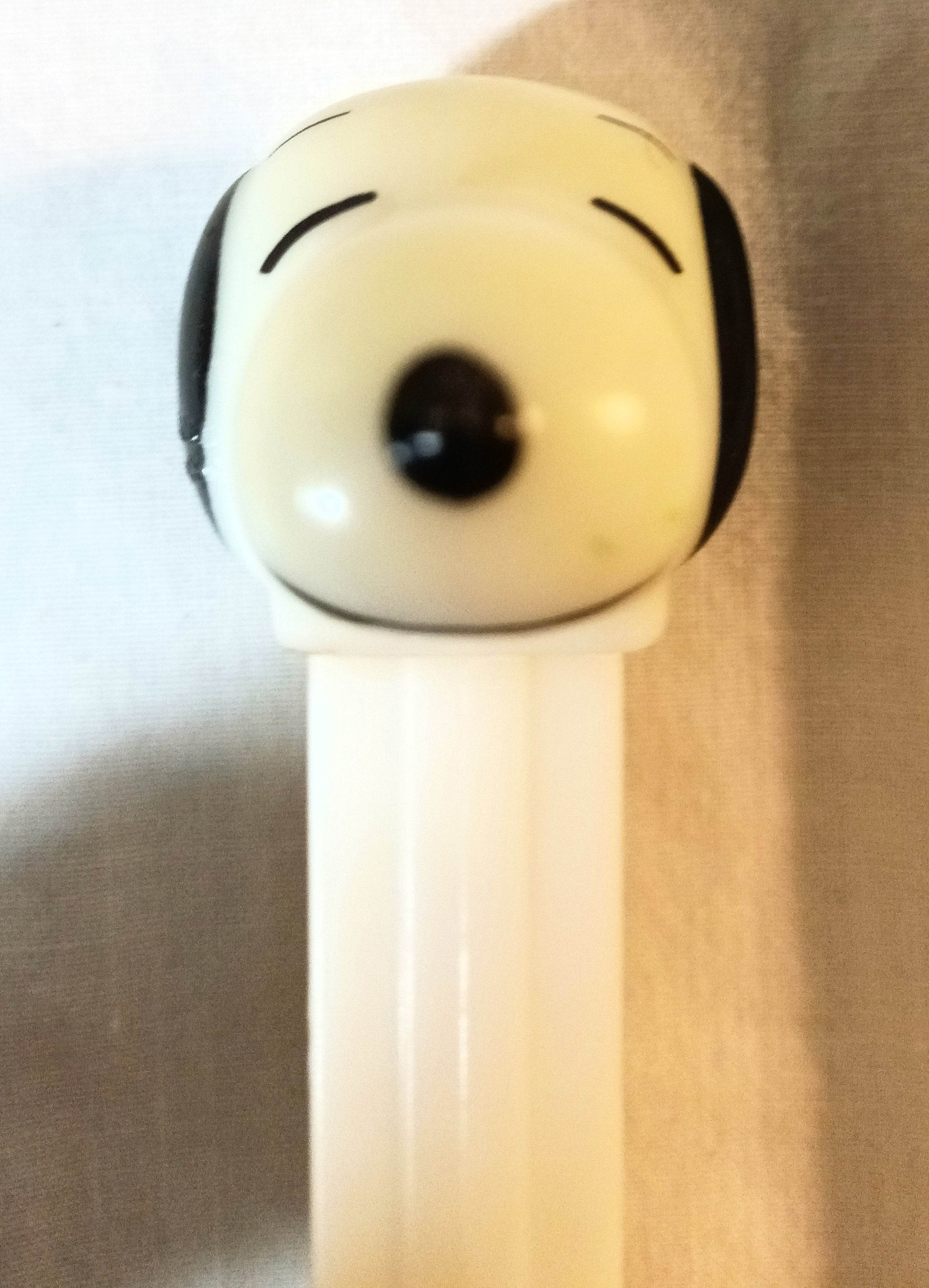 Pez Peanuts Snoopy Candy Dispenser Slovenia 1991 - TulipStuff