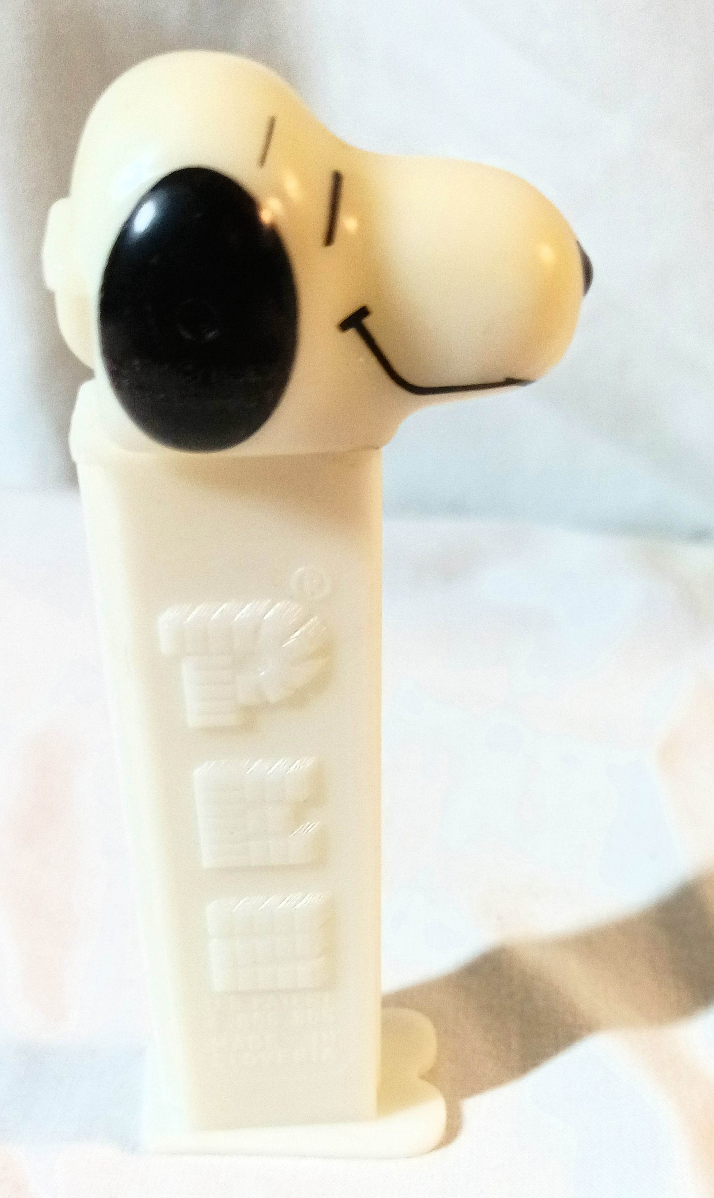 Pez Peanuts Snoopy Candy Dispenser Slovenia 1991 - TulipStuff