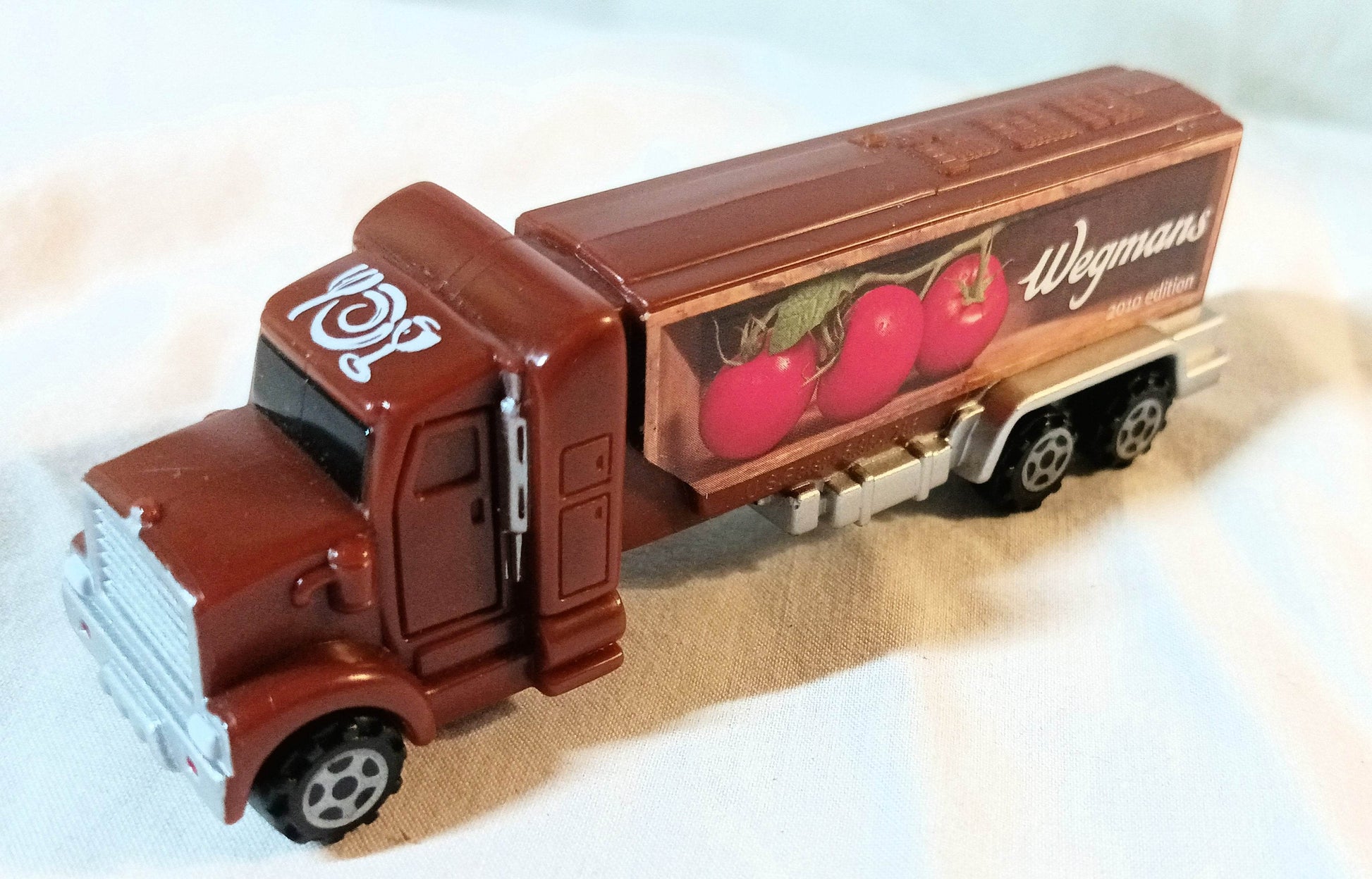Pez Wegmans Truck Candy Dispenser Fresh Tomatoes 2010 - TulipStuff