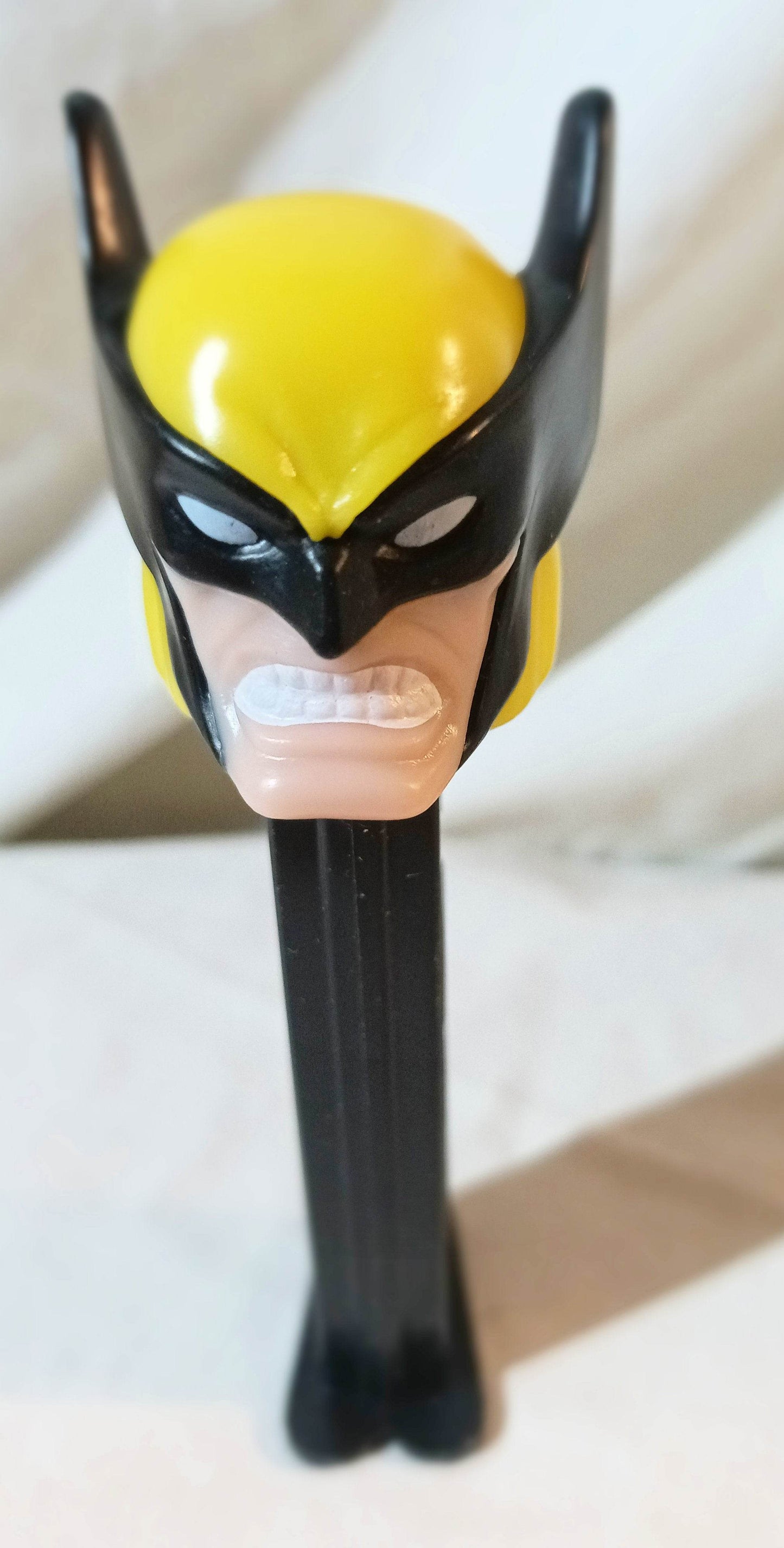 Pez Marvel Wolverine Candy Dispenser Slovenia 1999 - TulipStuff