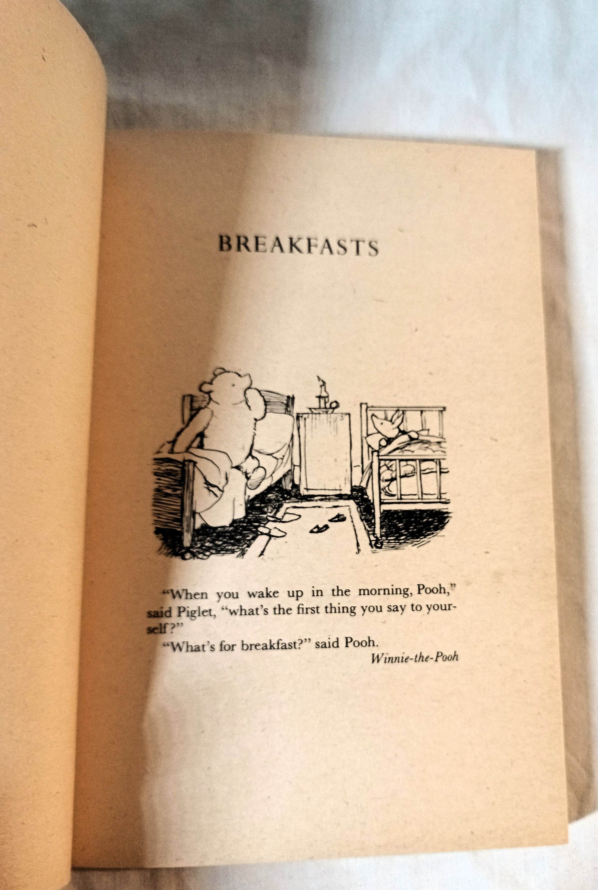 The Pooh Cook Book Milne/Ellison Paperback Dell Yearling 1976 - TulipStuff