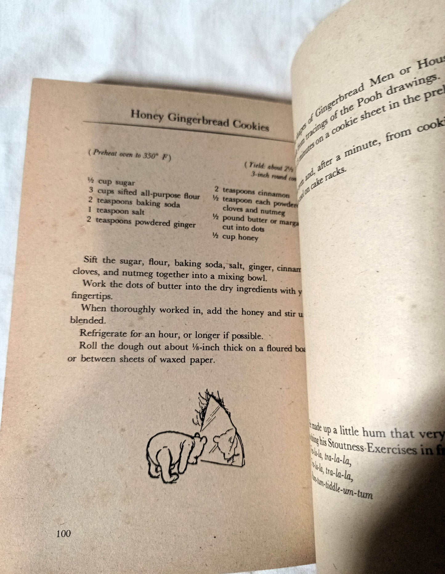 The Pooh Cook Book Milne/Ellison Paperback Dell Yearling 1976 - TulipStuff