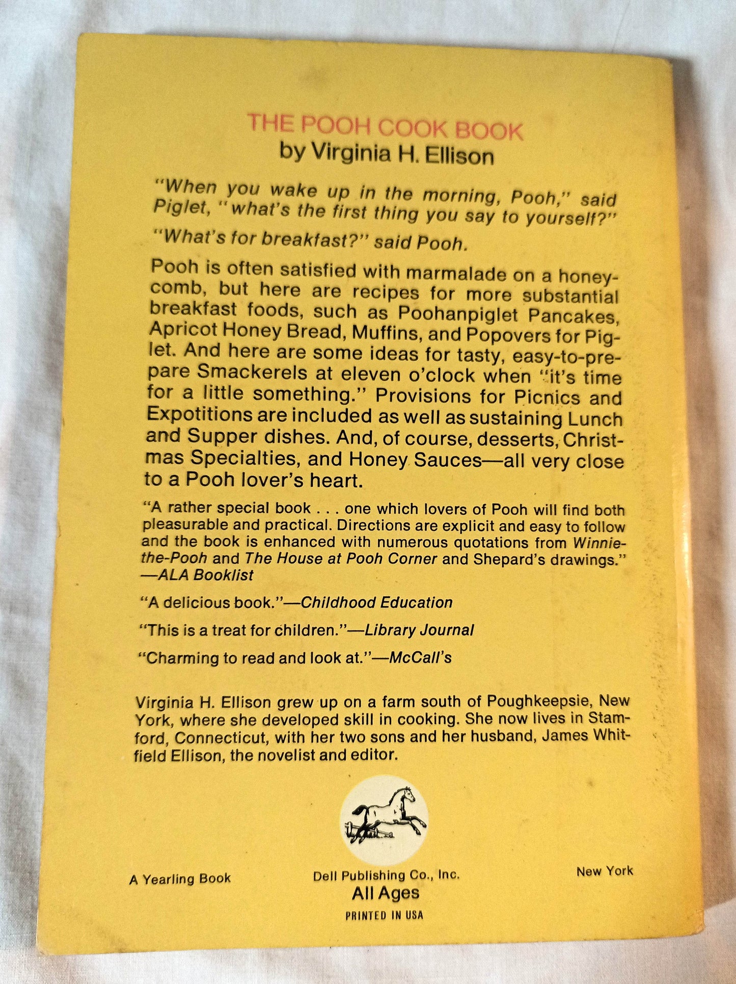 The Pooh Cook Book Milne/Ellison Paperback Dell Yearling 1976 - TulipStuff