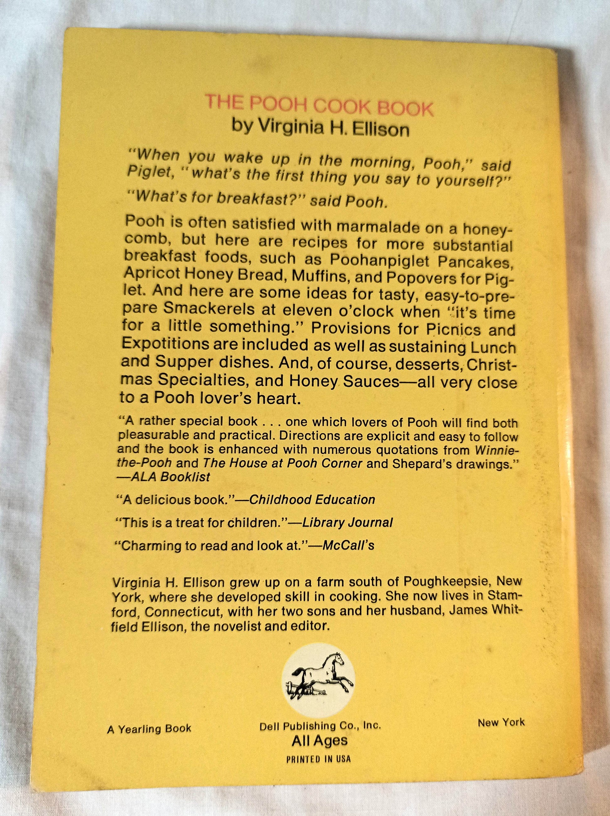 The Pooh Cook Book Milne/Ellison Paperback Dell Yearling 1976 - TulipStuff