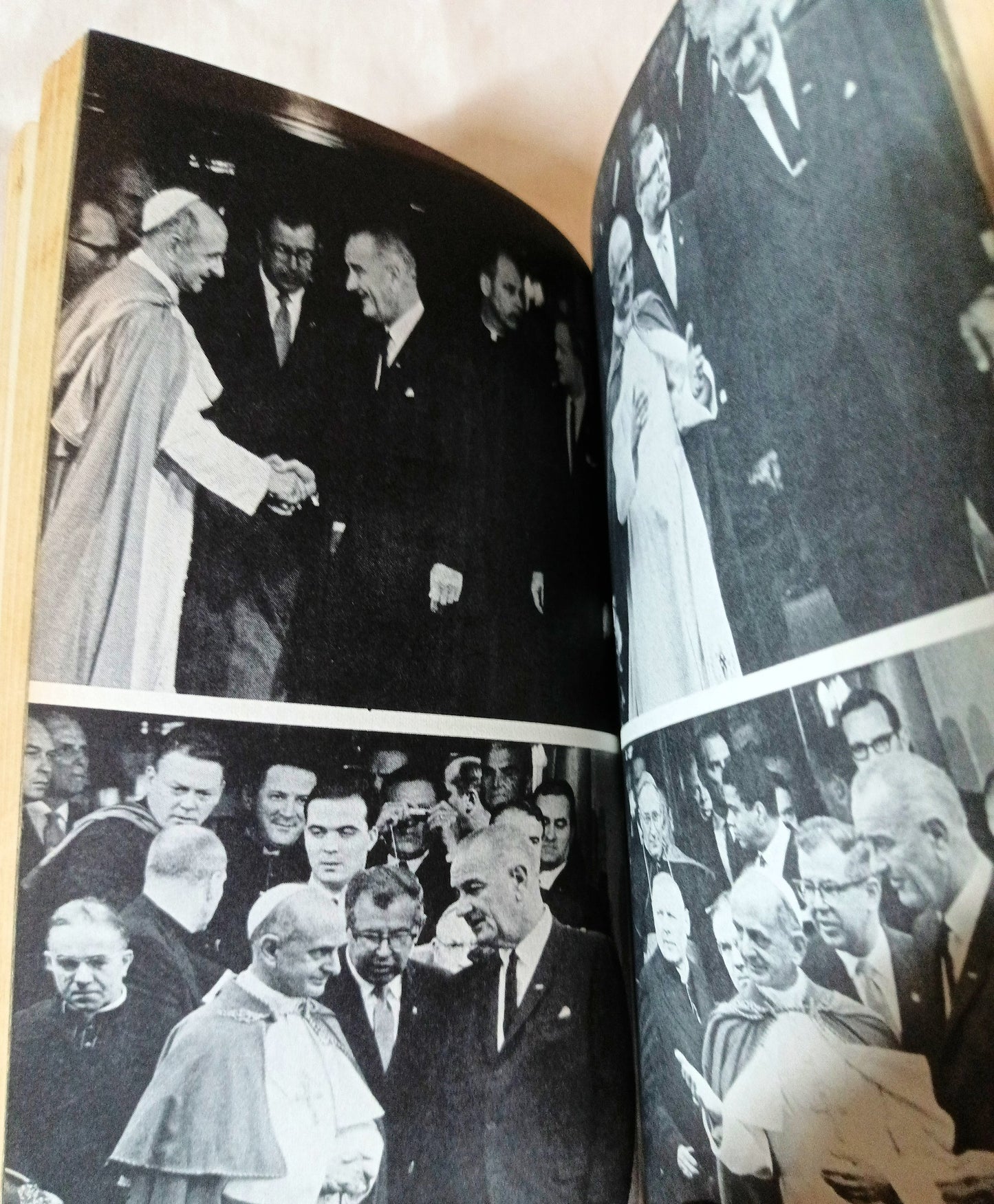 The Pope's Journey To The United States Pope Paul VI NY Times 1965 - TulipStuff