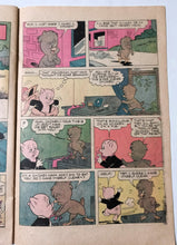 Load image into Gallery viewer, Porky Pig And Bugs Bunny Issue #69 Comic Book Whitman August 1976 - TulipStuff
