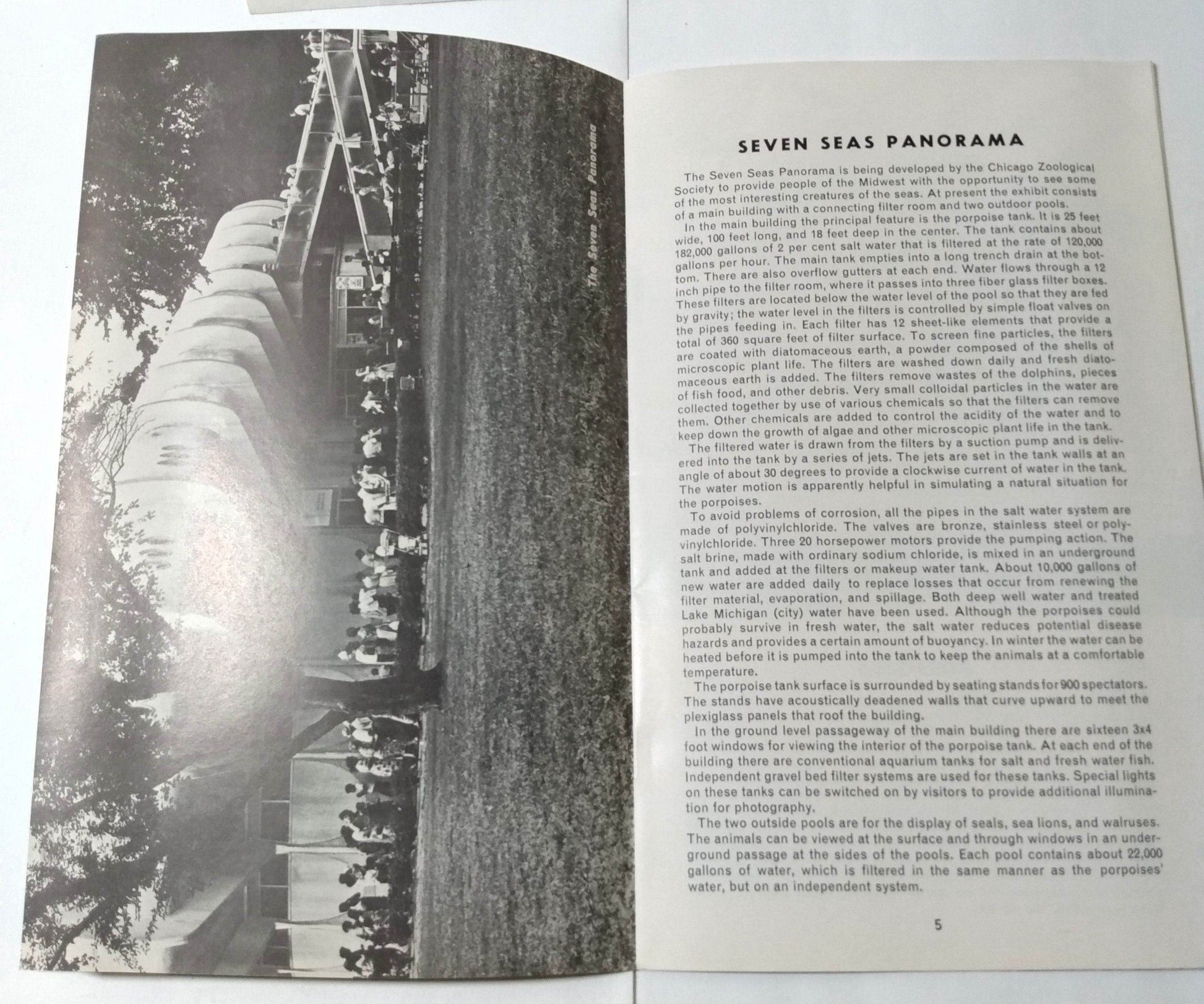 Porpoises & Pinnipeds Sevens Seas Panorama Booklet Chicago Zoo 1964 - TulipStuff