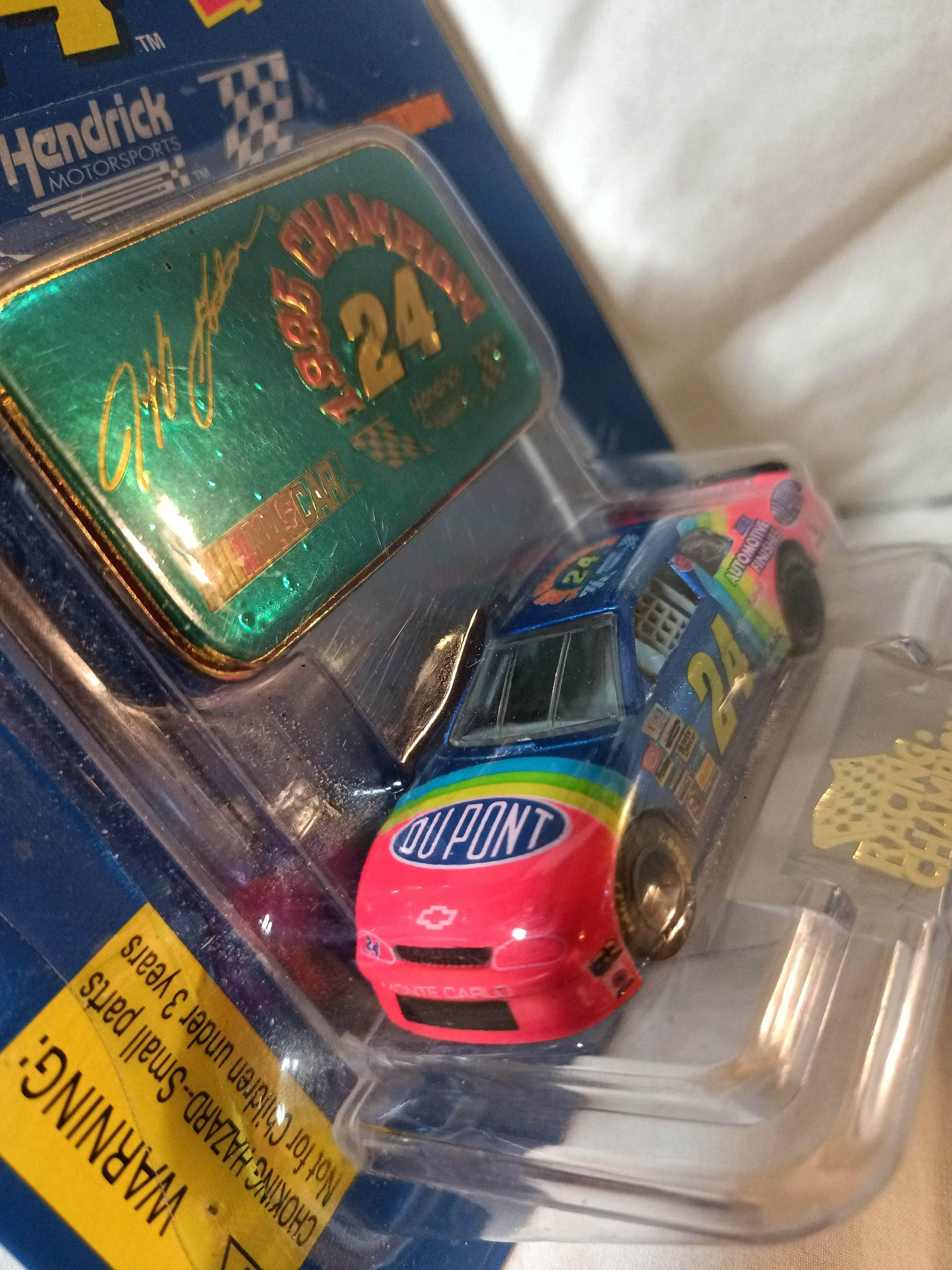 Racing Champions 1995 Champions Jeff Gordon #24 DuPont Hendrick
