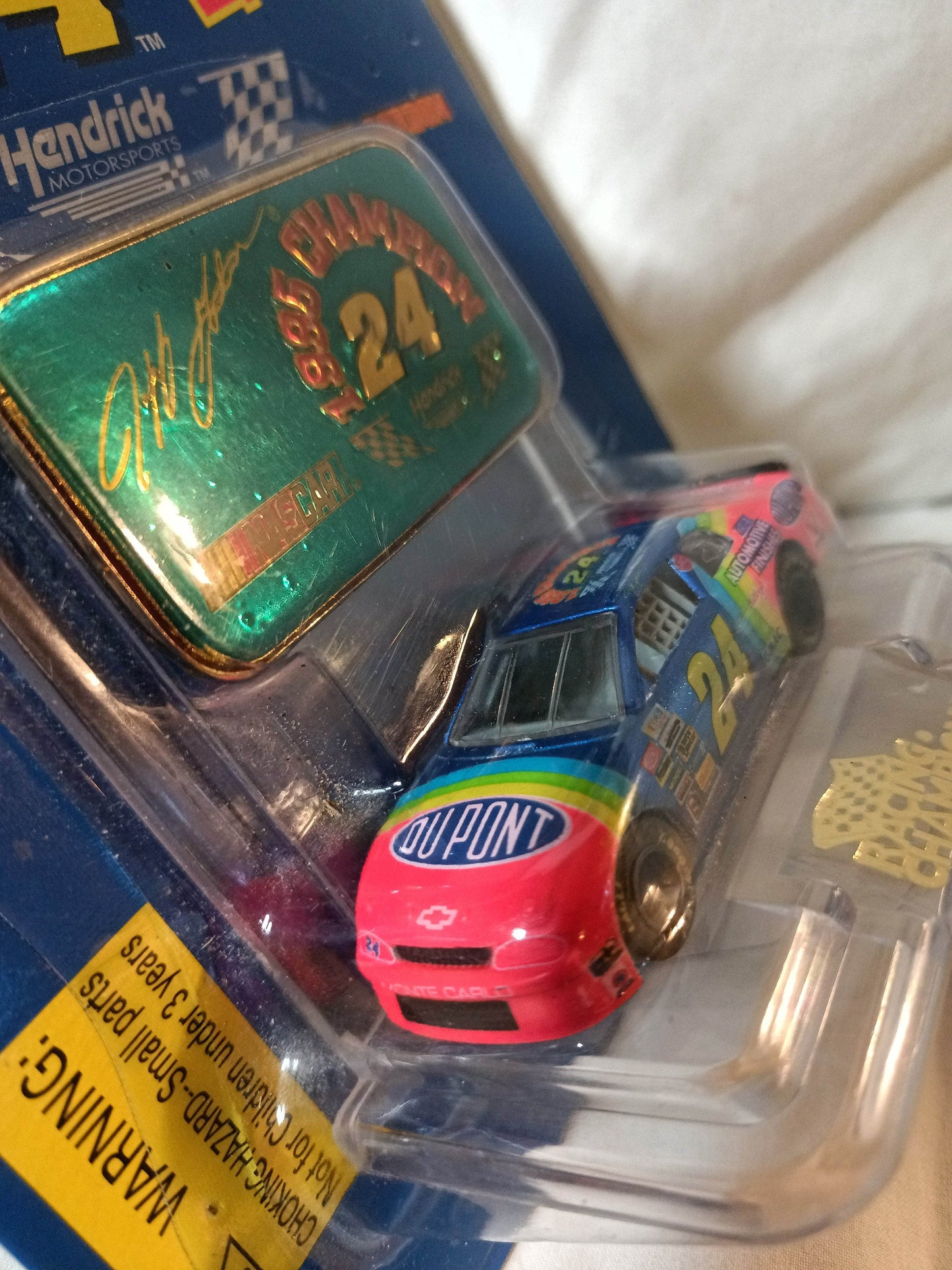 Racing Champions 1995 Champions Jeff Gordon #24 DuPont Hendrick - TulipStuff