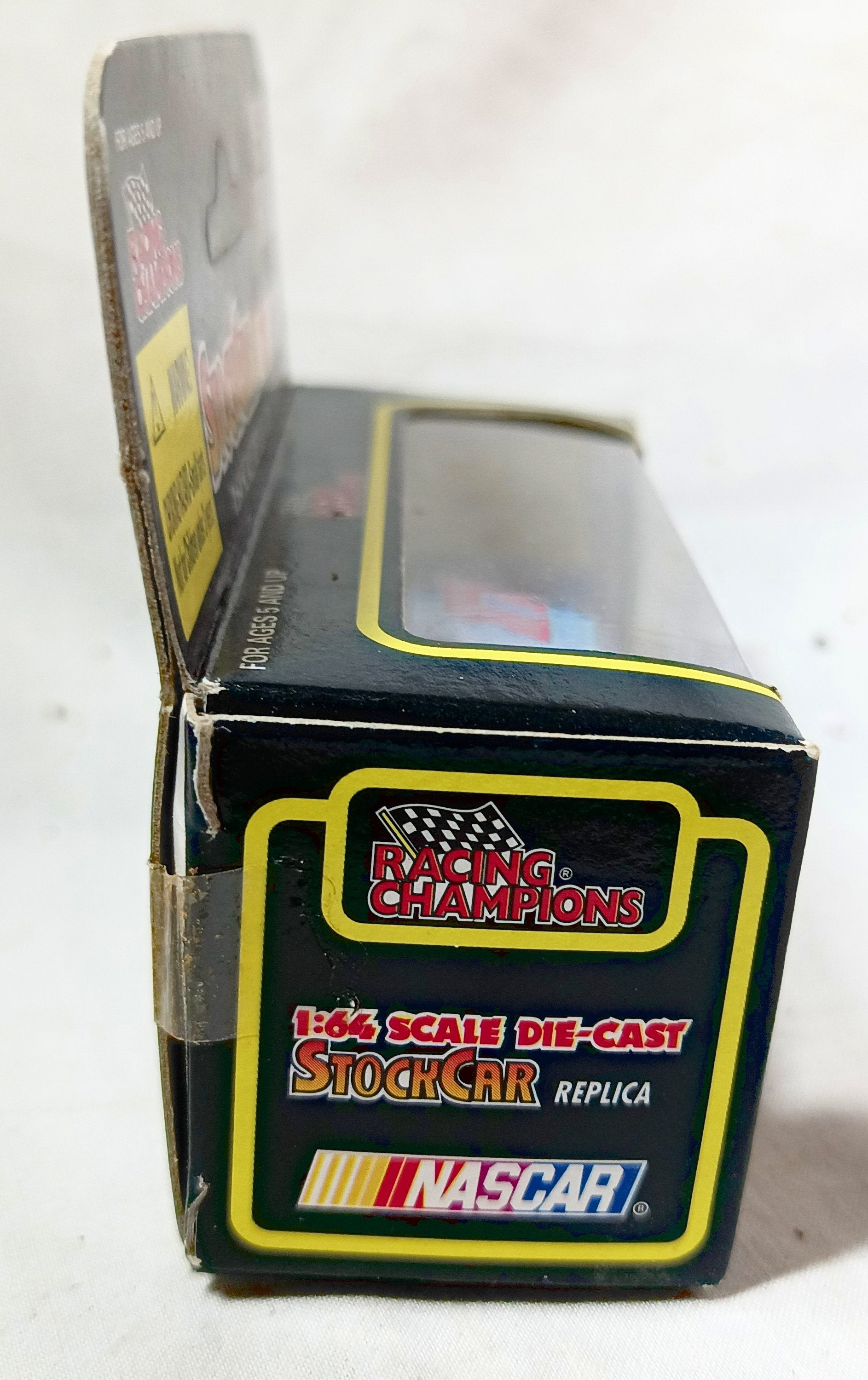 Racing Champions 1996 Hobby Edition Darrell Waltrip #17 Parts America - TulipStuff